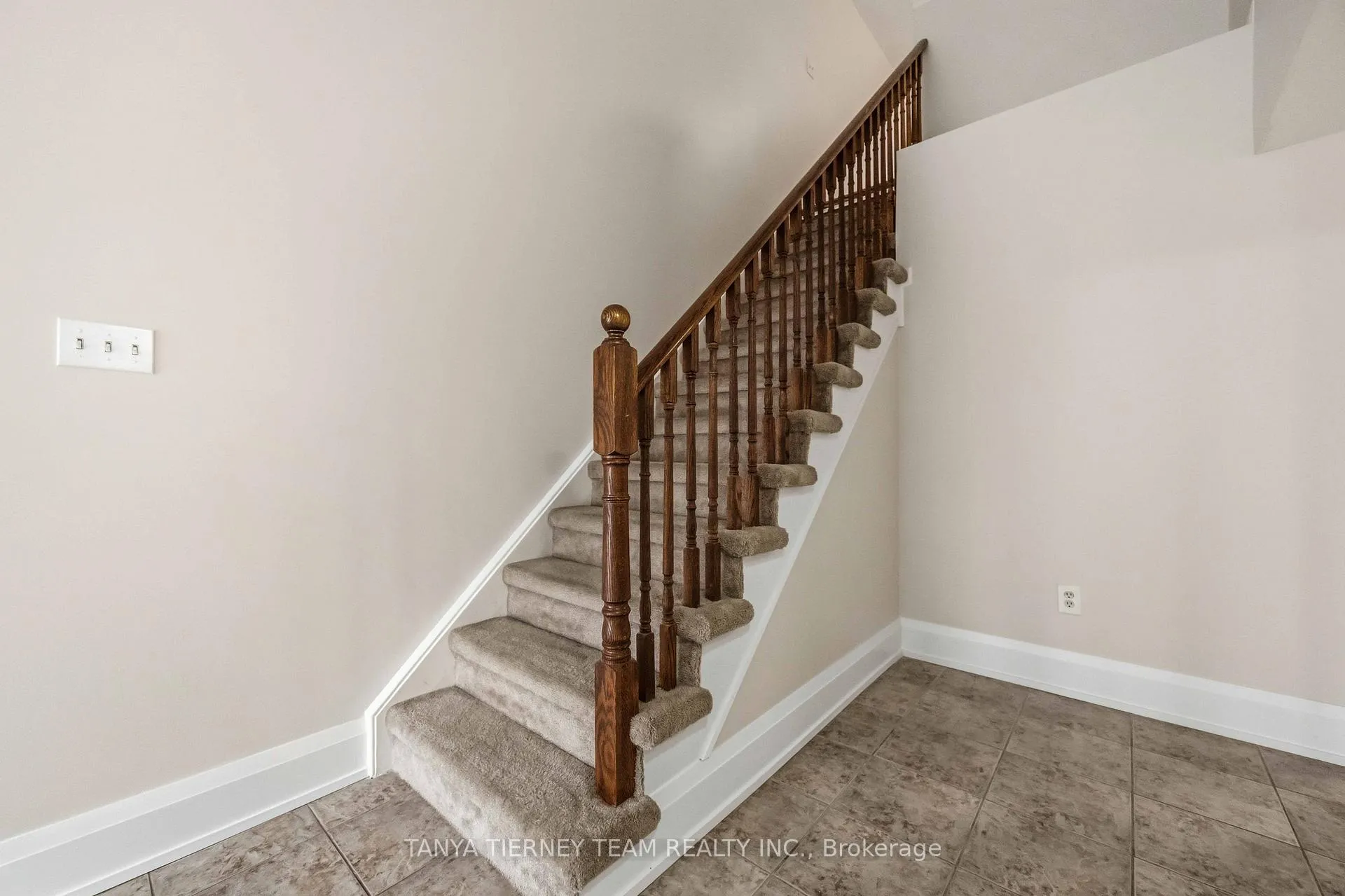 Photo 31 of Unit 3, 48 Petra Way, Whitby, Pringle Creek — HOMEH