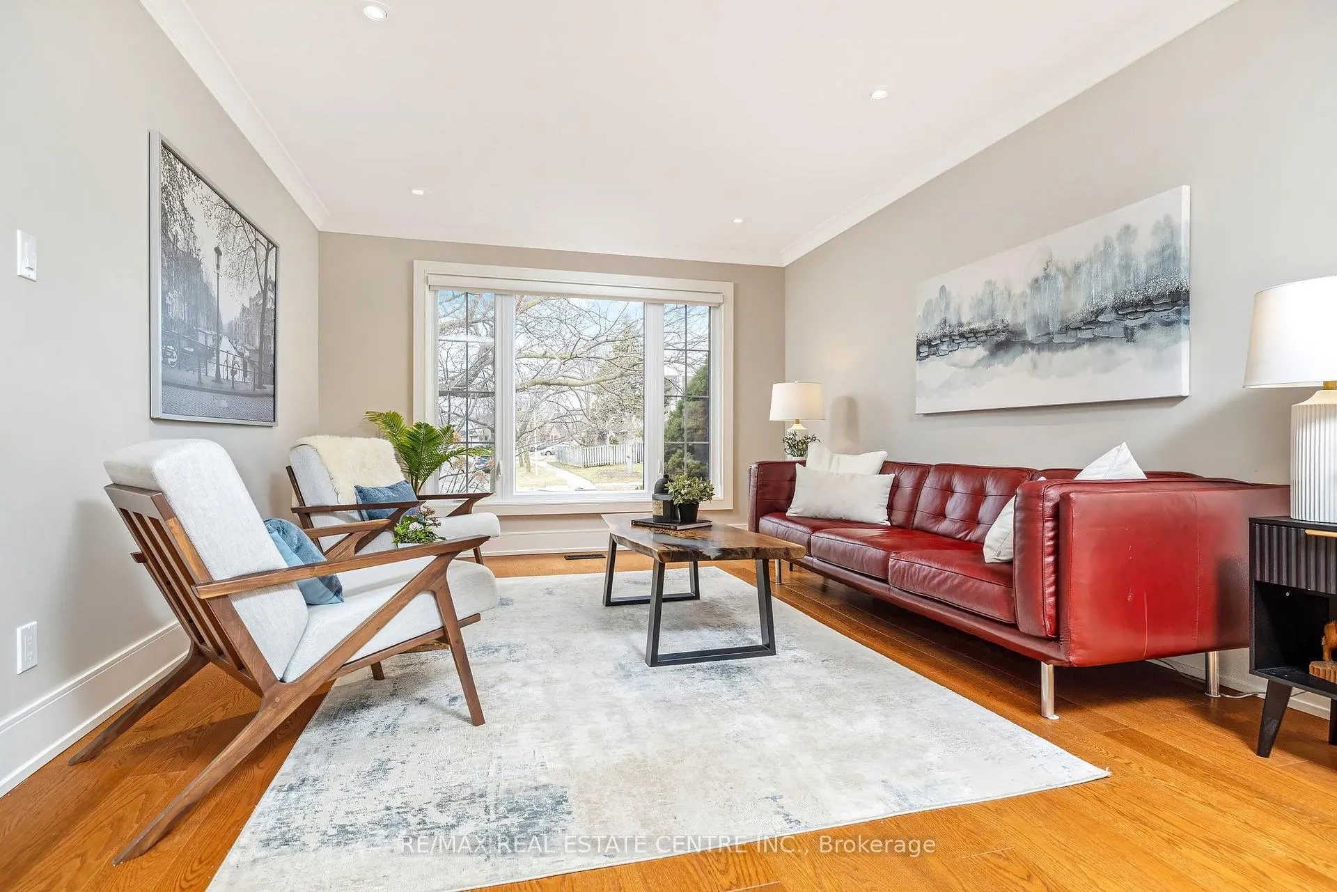 Photo 5 of 517 Farmstead Drive, Milton, Bronte Meadows — HOMEH