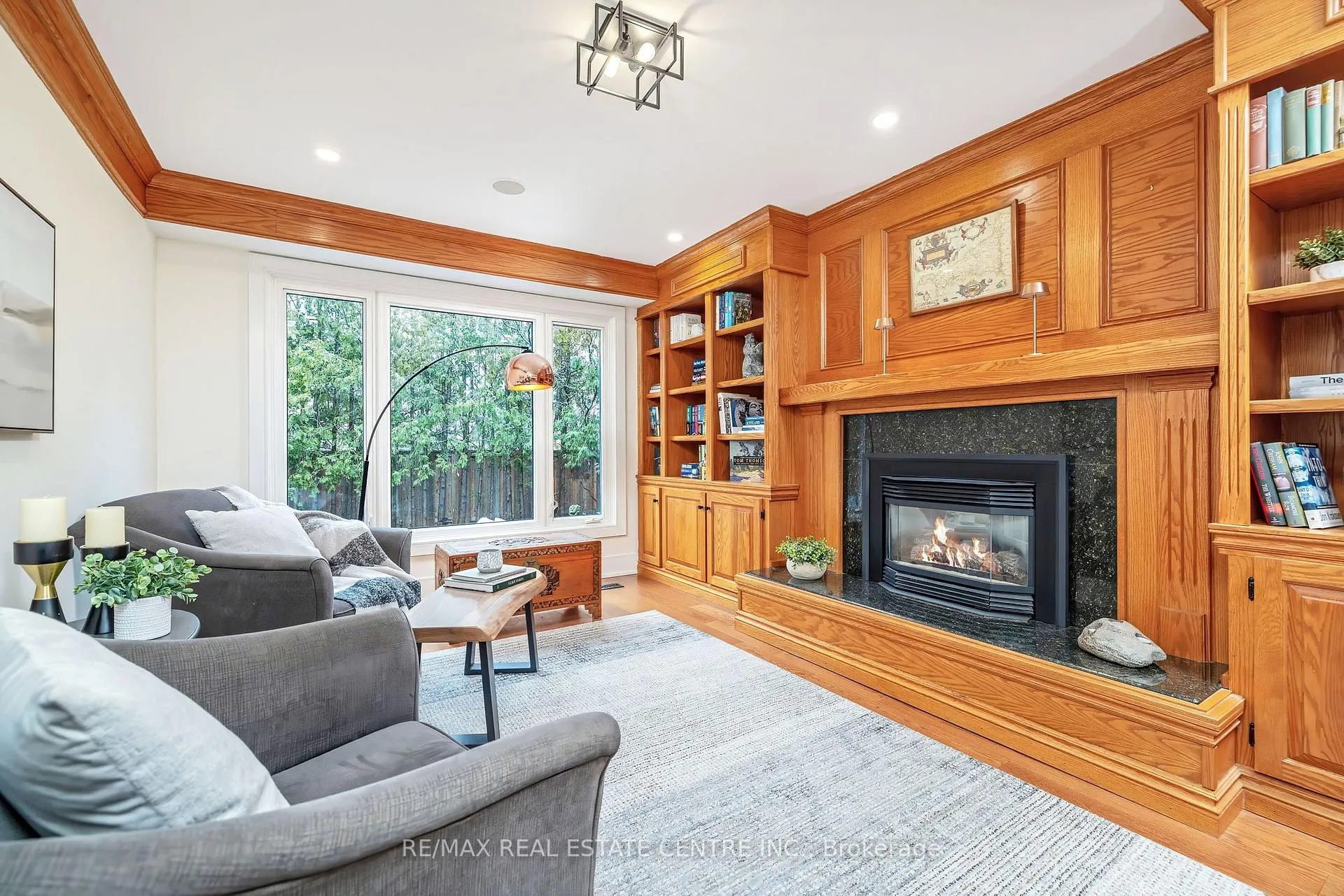Photo 16 of 517 Farmstead Drive, Milton, Bronte Meadows — HOMEH