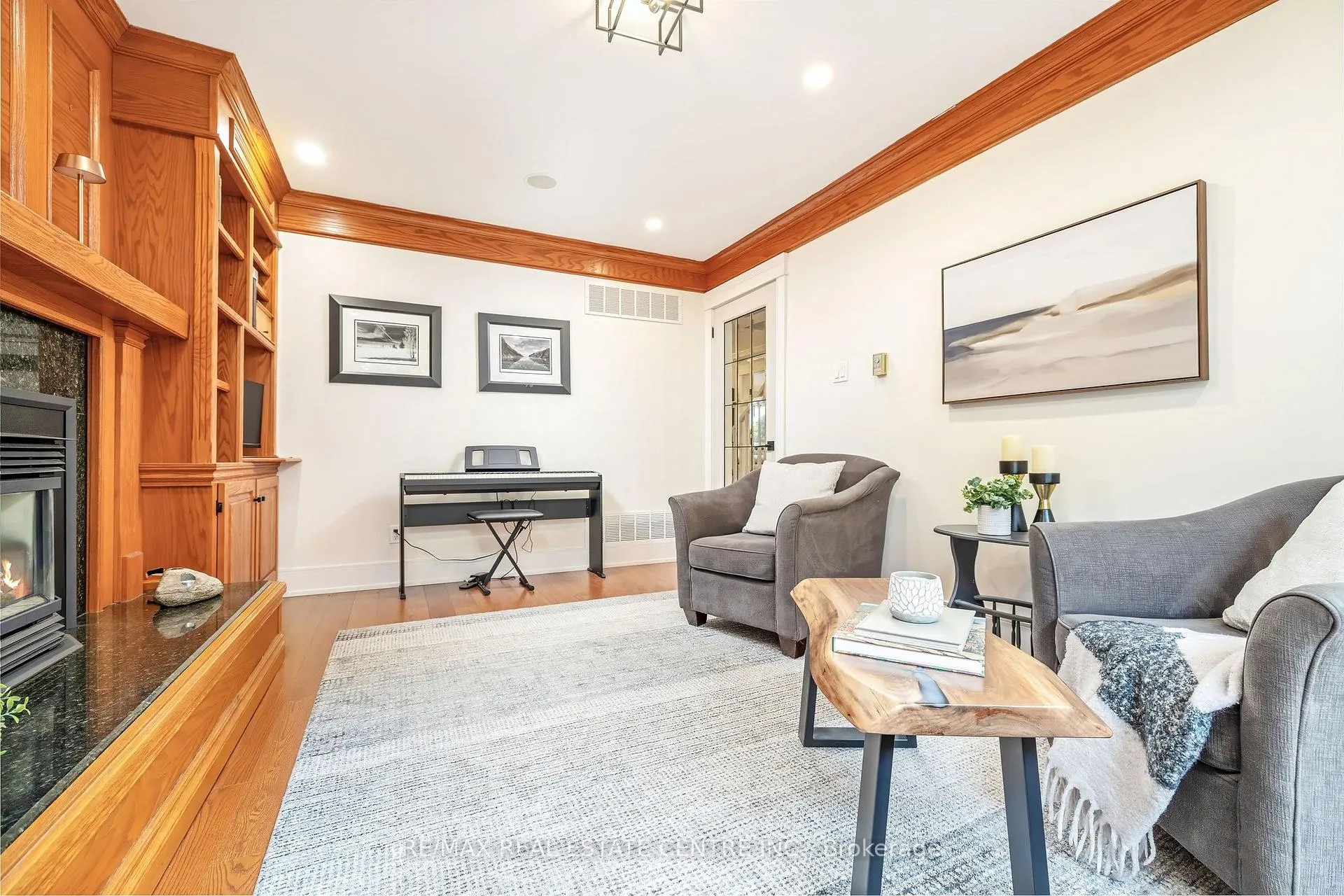 Photo 17 of 517 Farmstead Drive, Milton, Bronte Meadows — HOMEH
