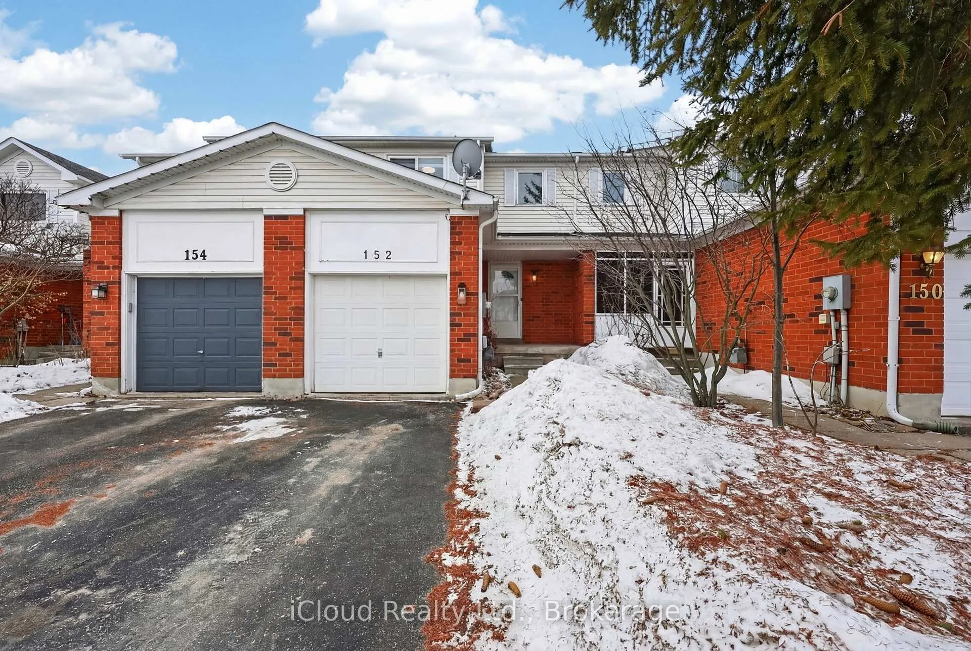 Photo 2 of 152 Pickett Crescent, Barrie, Painswick North — HOMEH