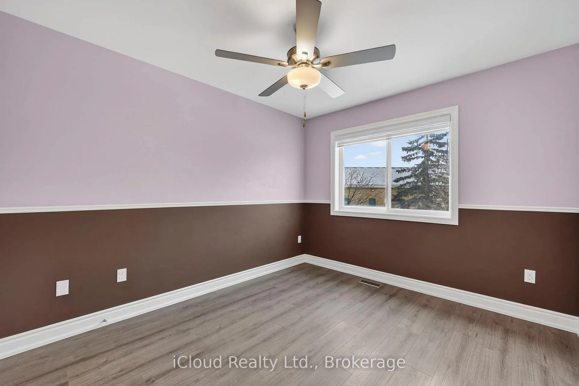Photo 12 of 152 Pickett Crescent, Barrie, Painswick North — HOMEH