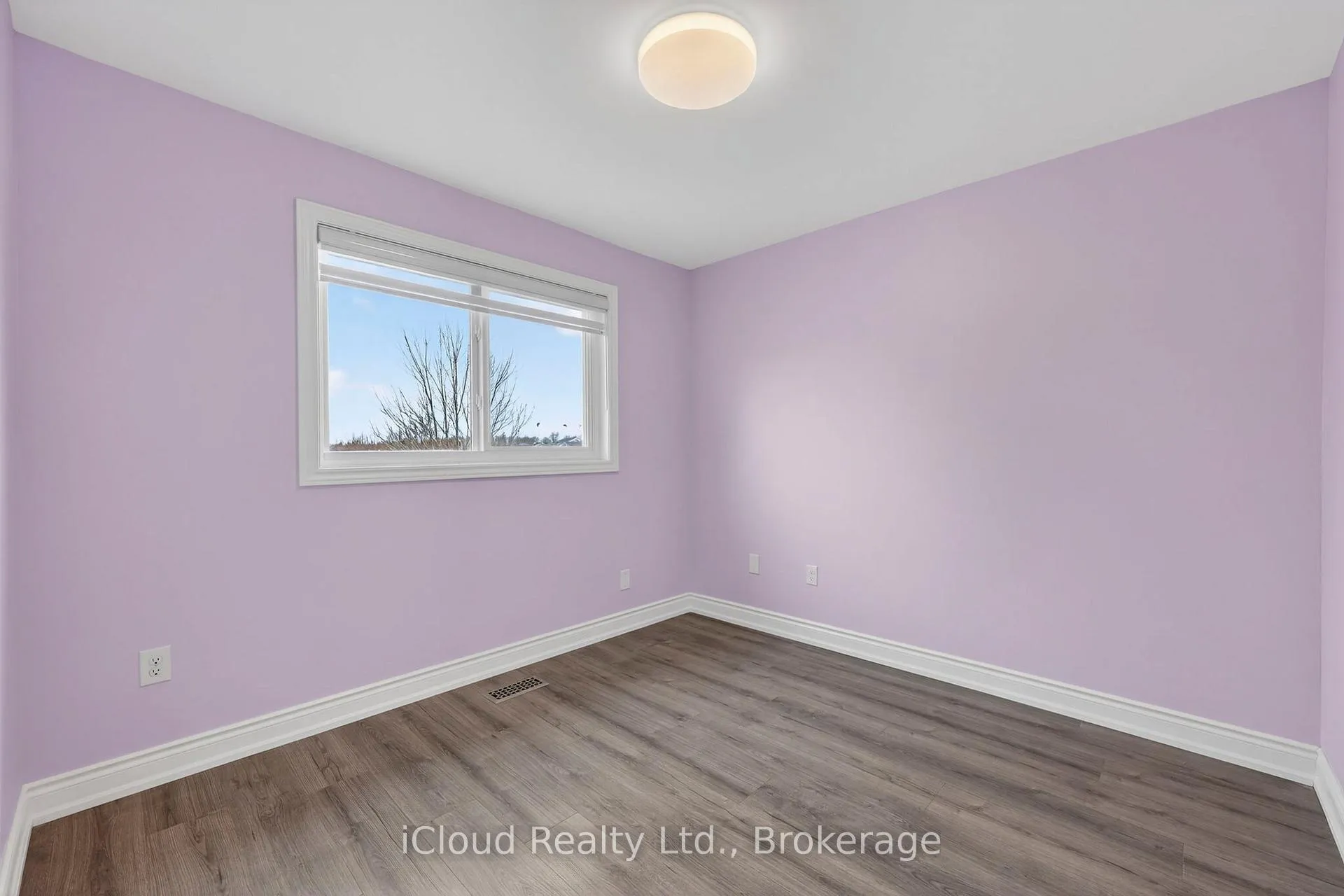 Photo 16 of 152 Pickett Crescent, Barrie, Painswick North — HOMEH