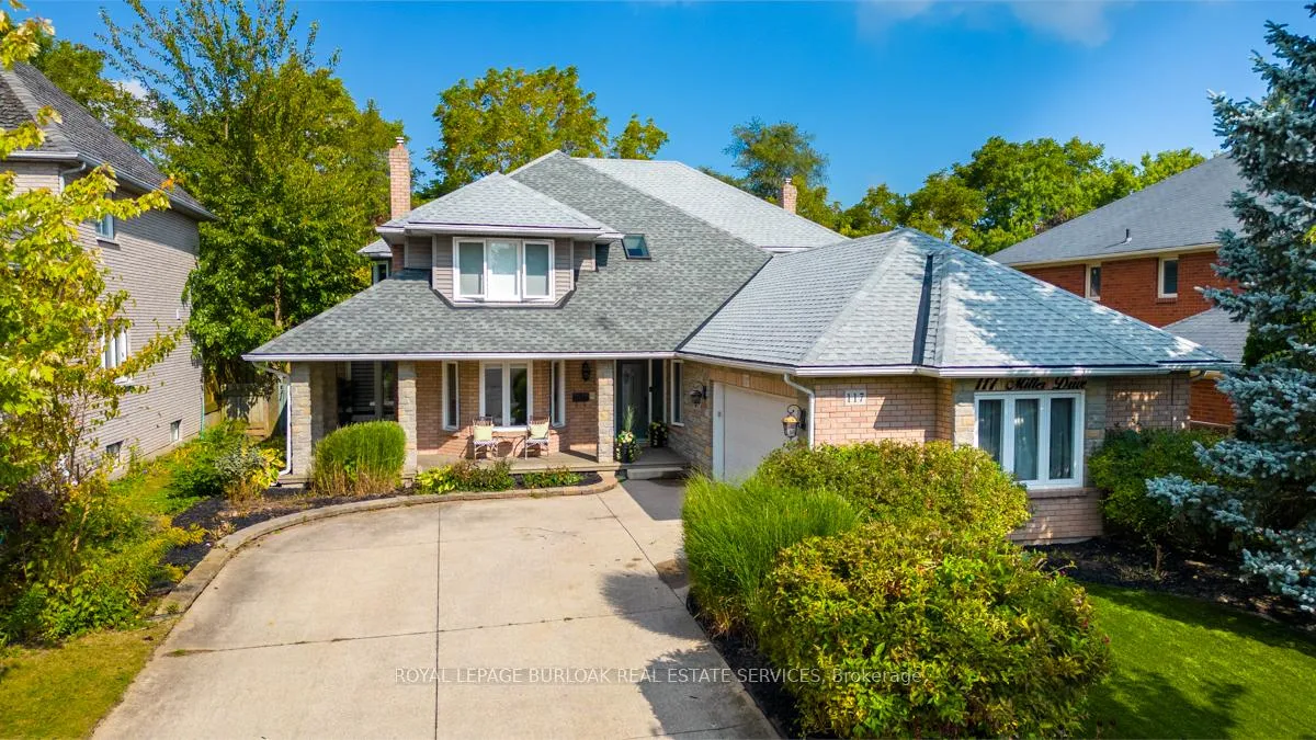 Photo 2 of 117 Miller Drive, Hamilton, Ancaster — HOMEH
