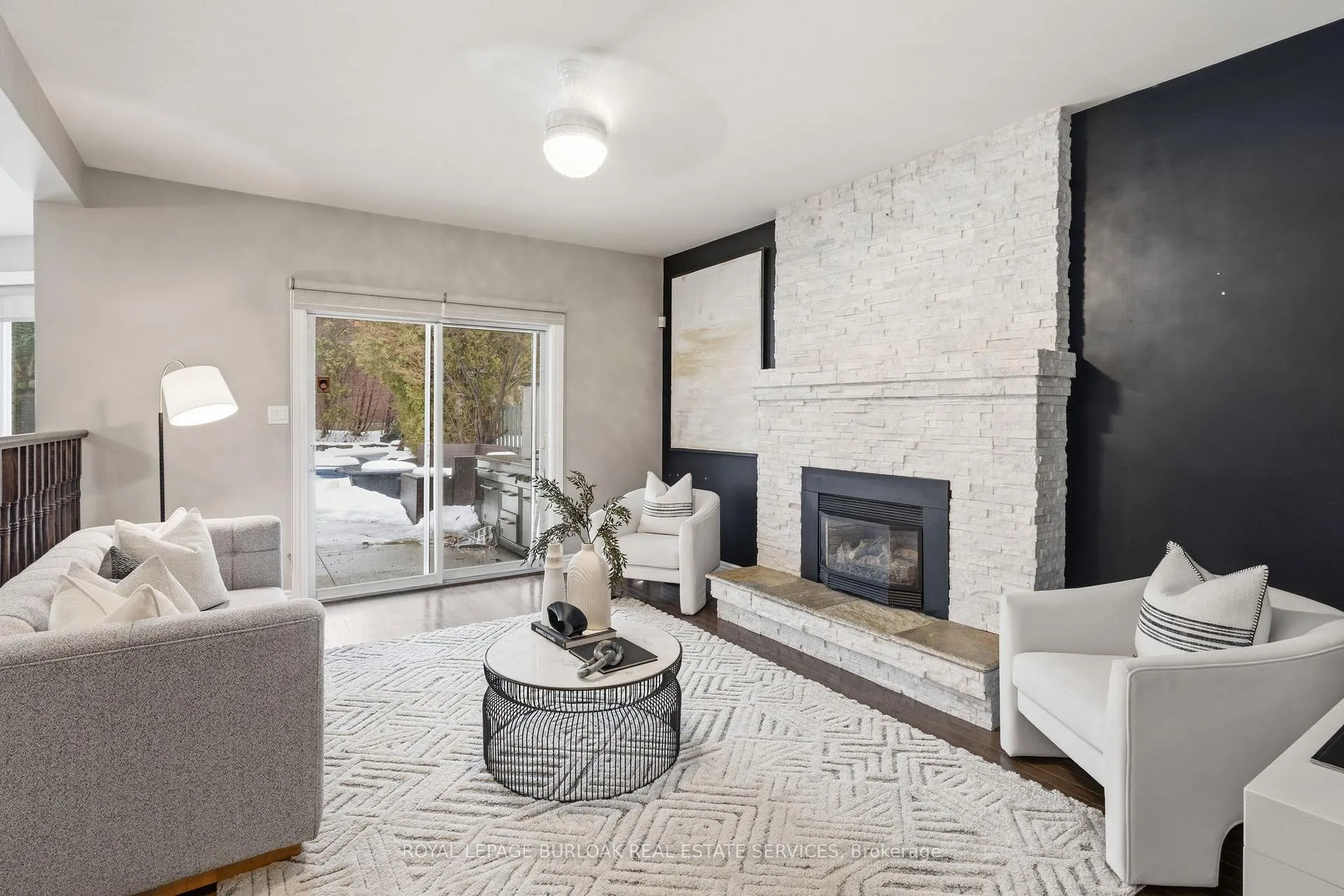 Photo 10 of 117 Miller Drive, Hamilton, Ancaster — HOMEH