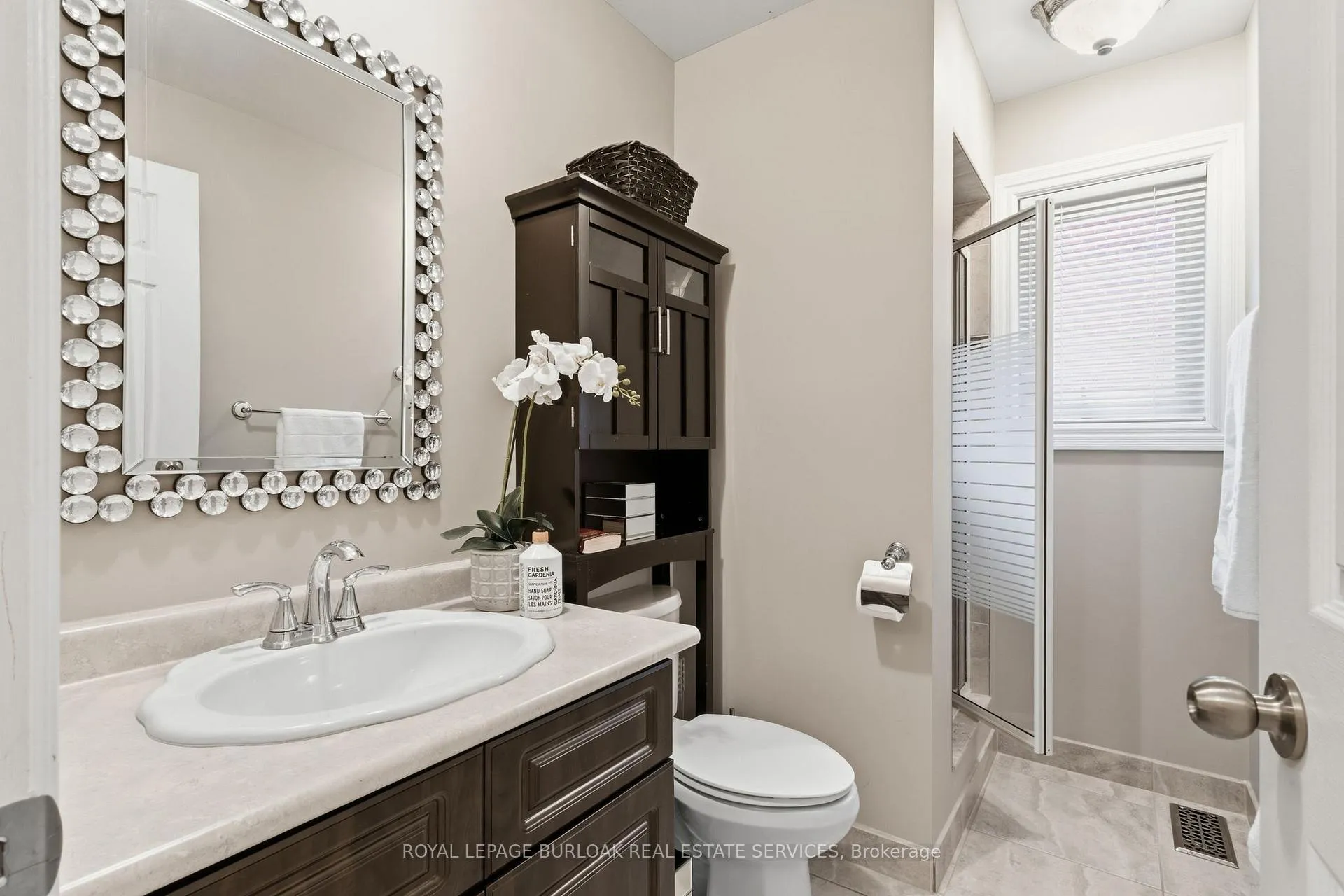 Photo 14 of 117 Miller Drive, Hamilton, Ancaster — HOMEH