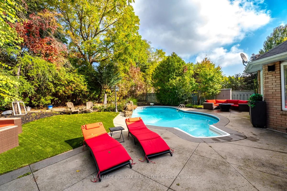 Photo 38 of 117 Miller Drive, Hamilton, Ancaster — HOMEH