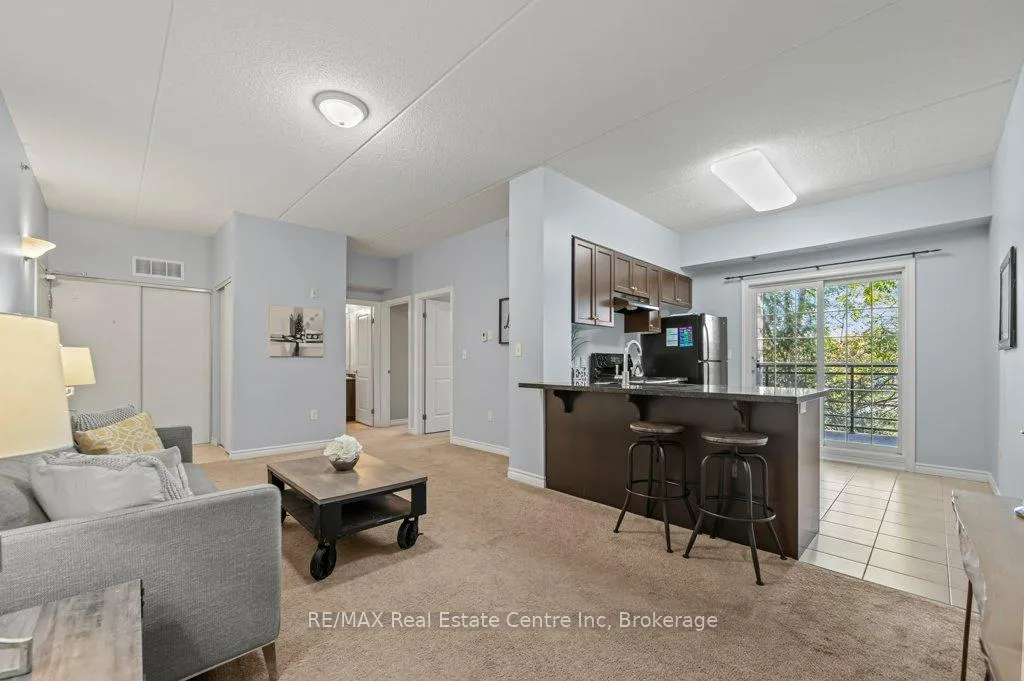 Photo 2 of Unit 113, 1440 Gordon Street, Guelph, Pineridge/Westminster Woods — HOMEH