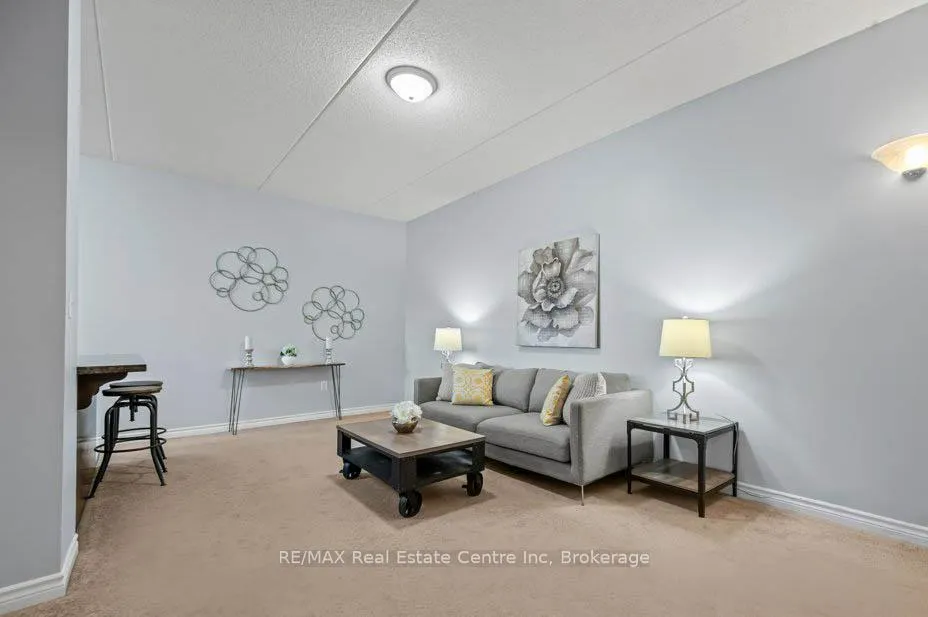 Photo 3 of Unit 113, 1440 Gordon Street, Guelph, Pineridge/Westminster Woods — HOMEH