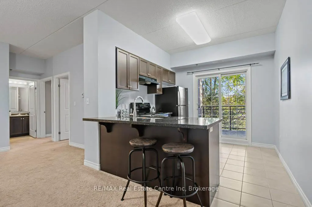 Photo 4 of Unit 113, 1440 Gordon Street, Guelph, Pineridge/Westminster Woods — HOMEH