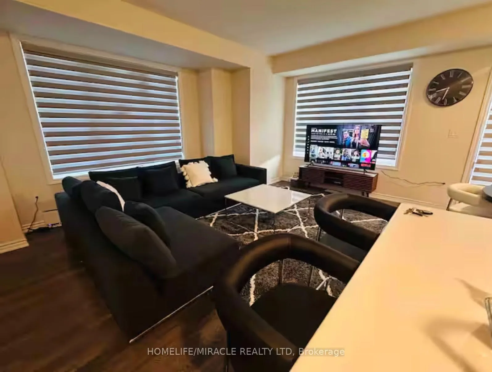 Photo 8 of 449 Barker Parkway, Thorold, Rolling Meadows — HOMEH