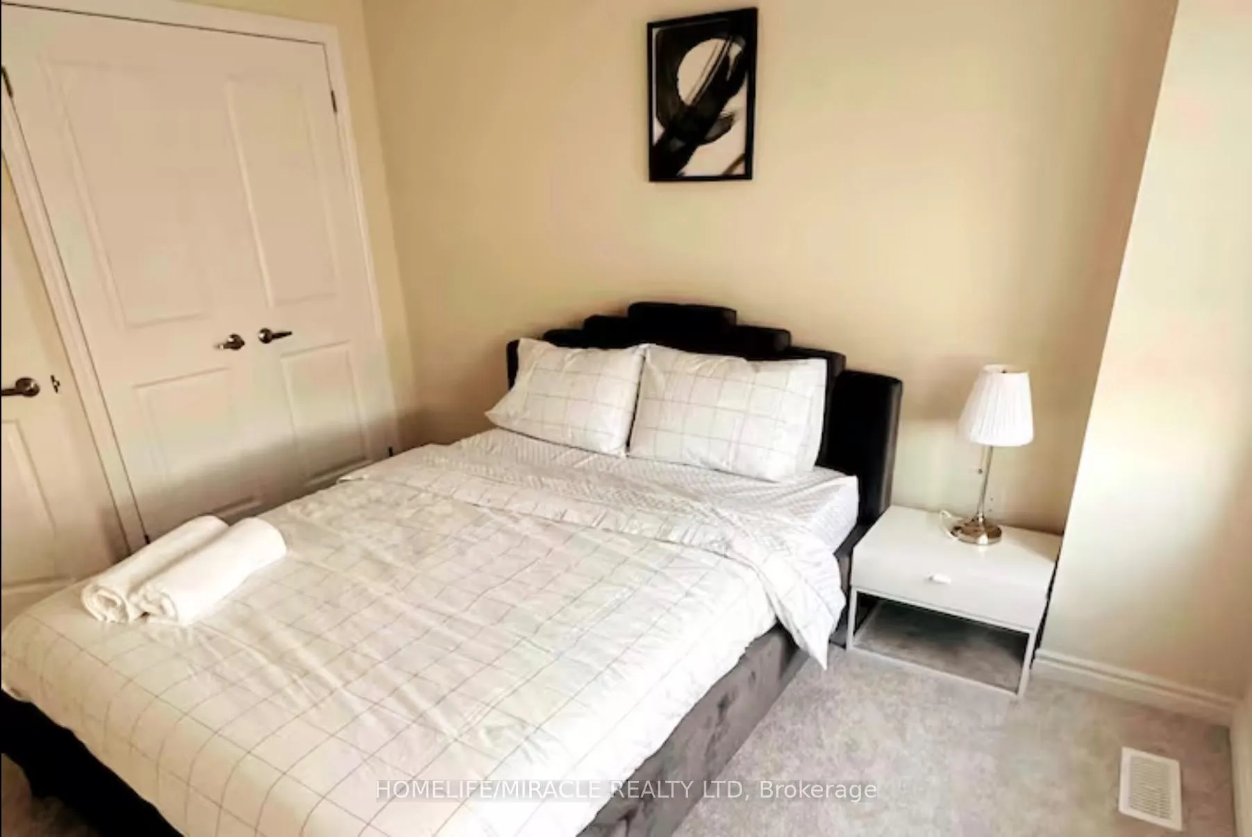Photo 20 of 449 Barker Parkway, Thorold, Rolling Meadows — HOMEH