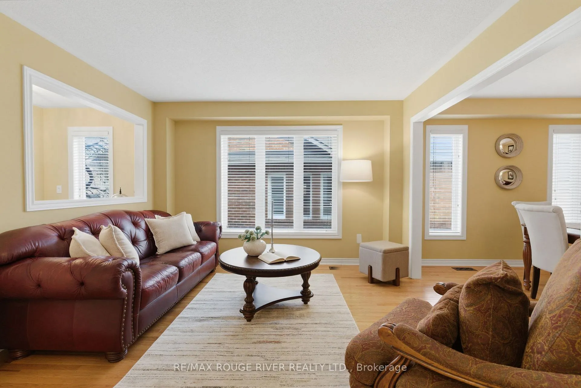 Photo 4 of 11 Bugelli Drive, Whitby, Taunton North — HOMEH