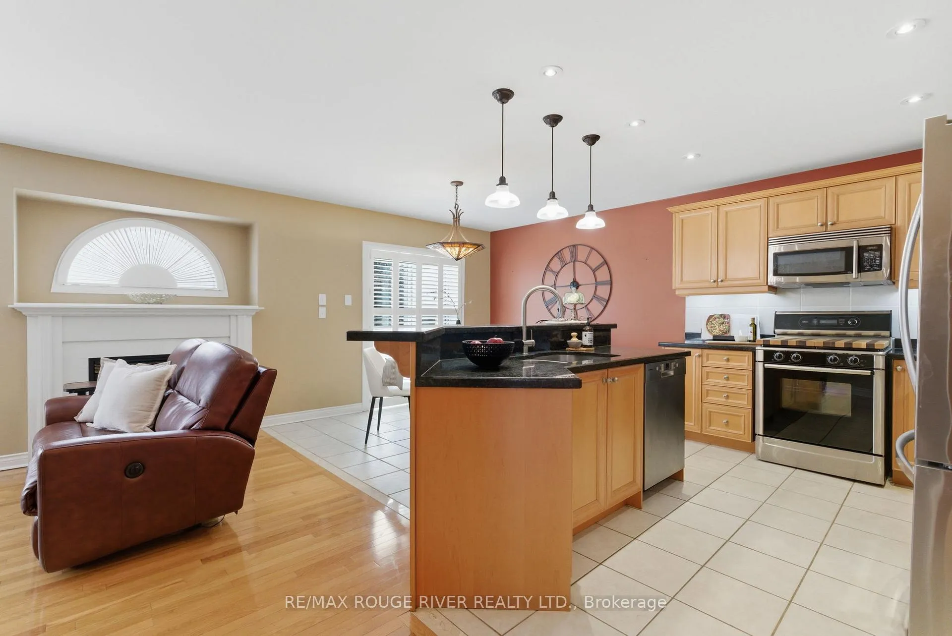 Photo 9 of 11 Bugelli Drive, Whitby, Taunton North — HOMEH