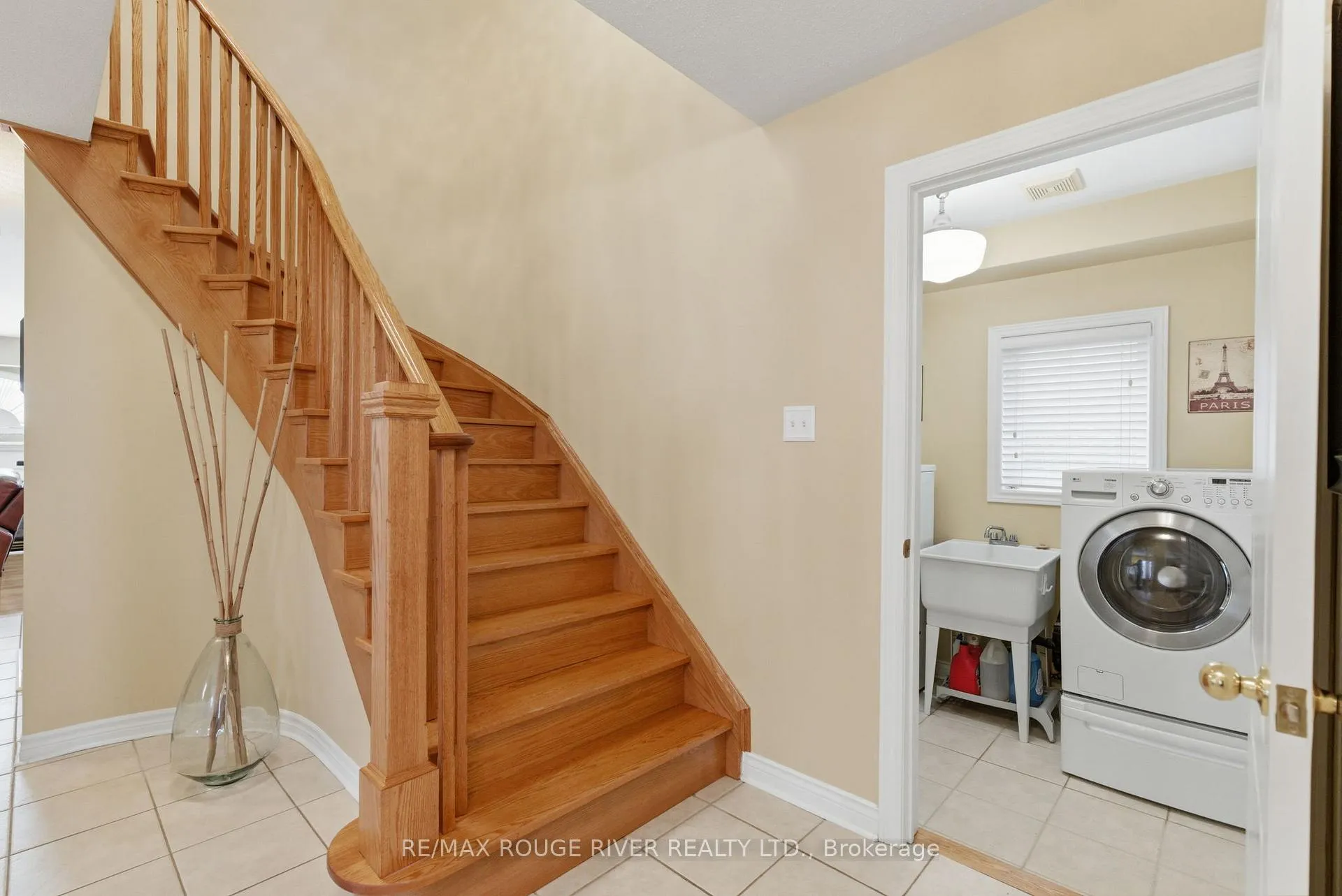 Photo 27 of 11 Bugelli Drive, Whitby, Taunton North — HOMEH