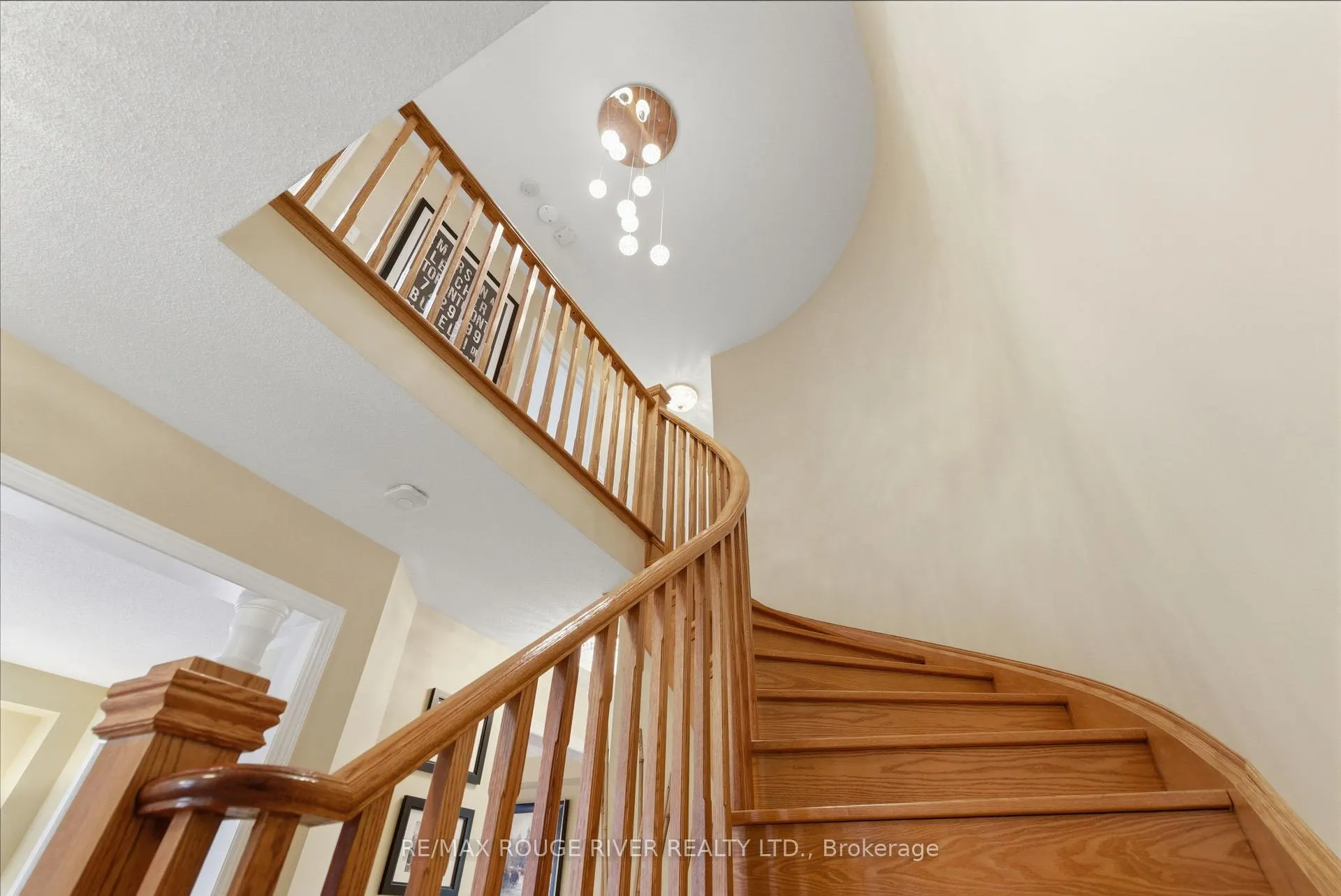 Photo 28 of 11 Bugelli Drive, Whitby, Taunton North — HOMEH