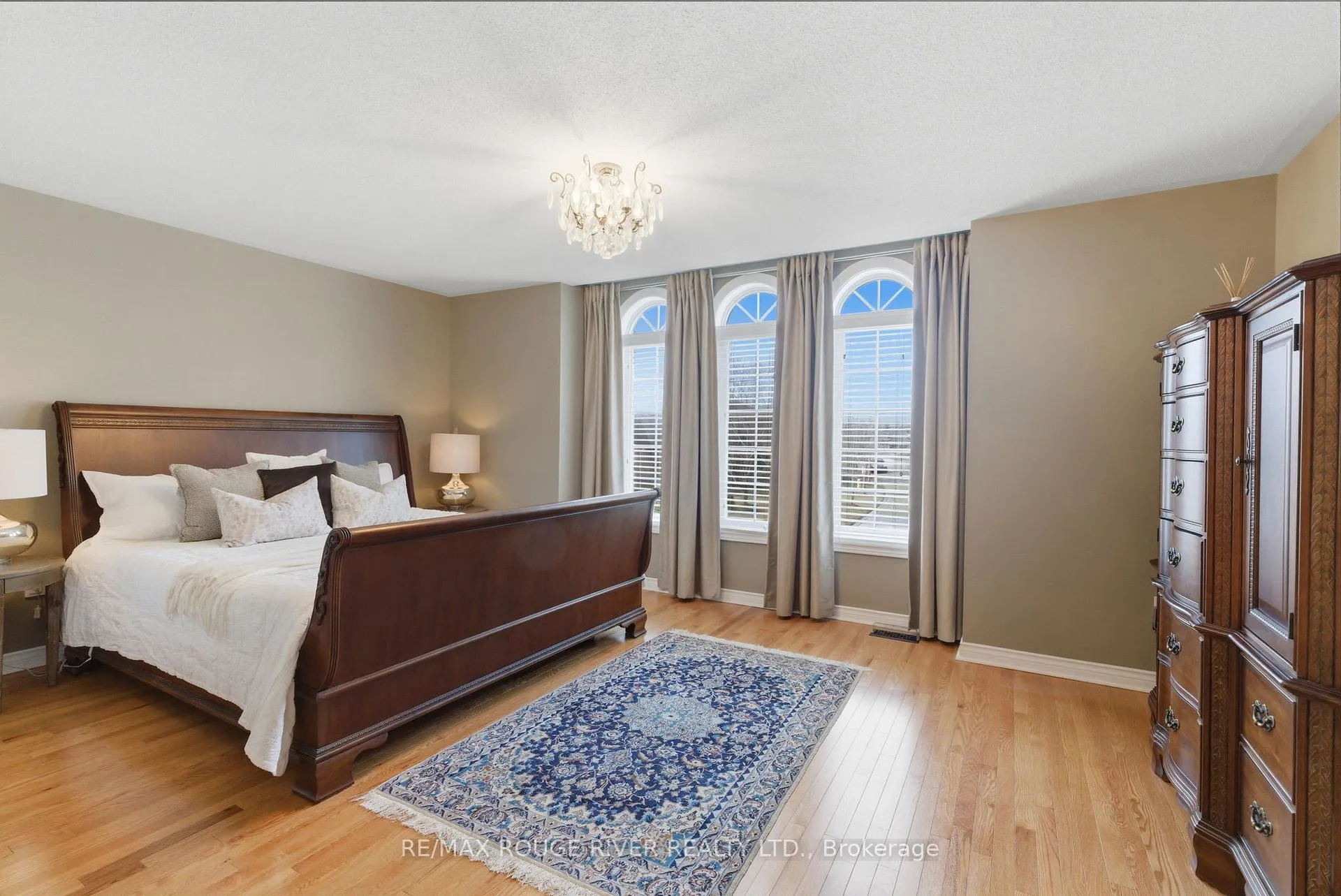 Photo 30 of 11 Bugelli Drive, Whitby, Taunton North — HOMEH
