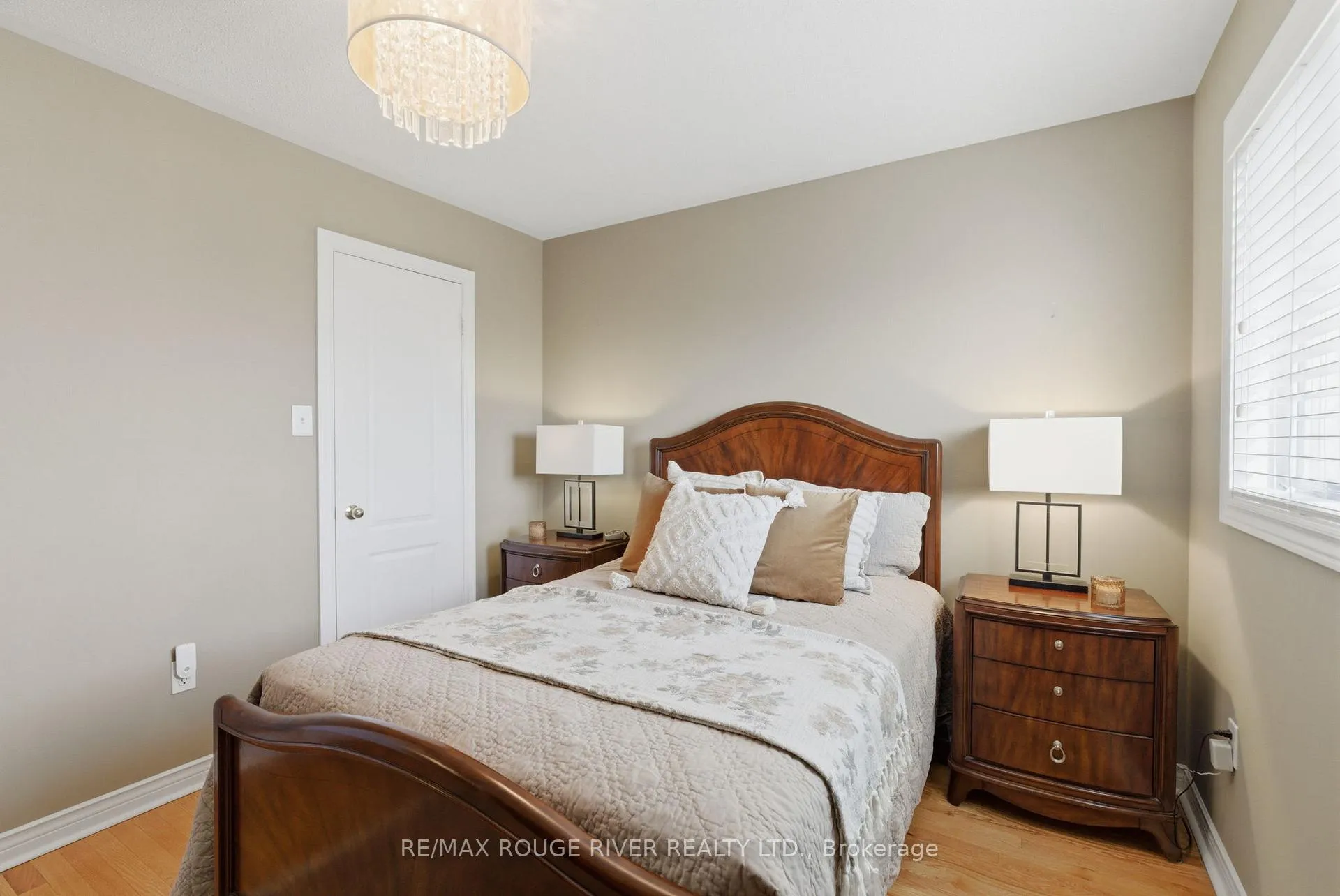 Photo 41 of 11 Bugelli Drive, Whitby, Taunton North — HOMEH