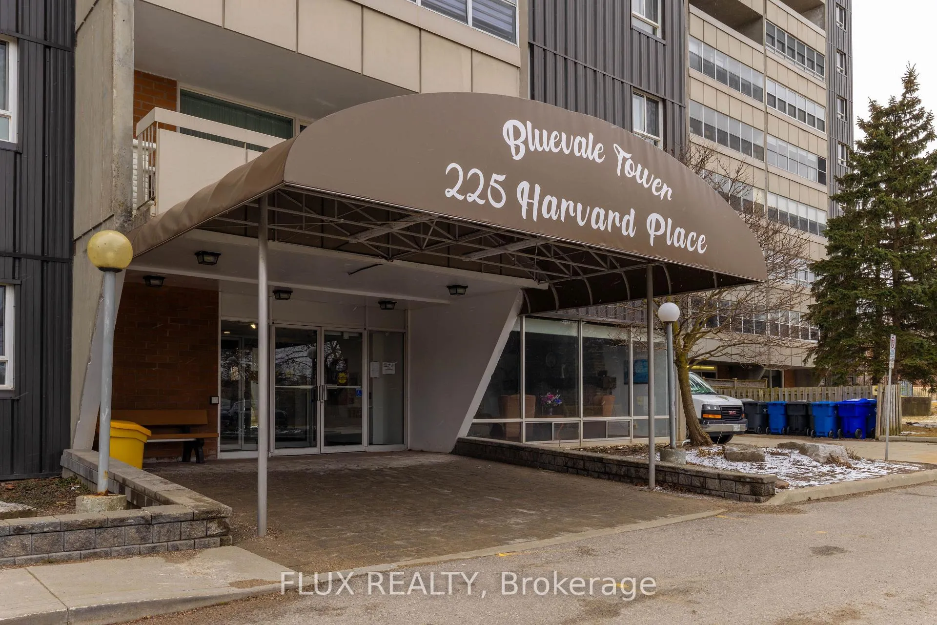 Photo 3 of Unit 1408, 225 Harvard Place, Waterloo — HOMEH