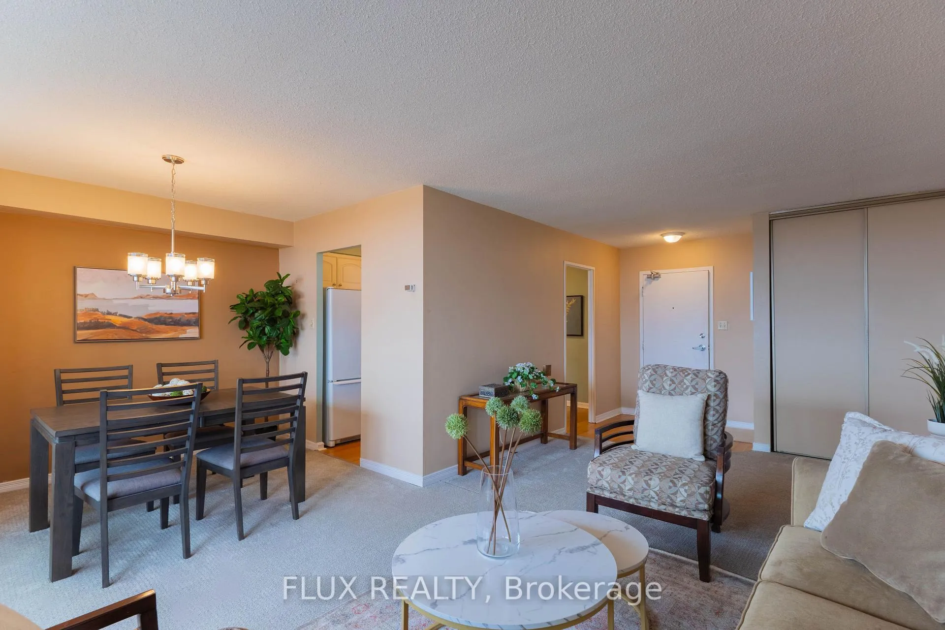 Photo 8 of Unit 1408, 225 Harvard Place, Waterloo — HOMEH