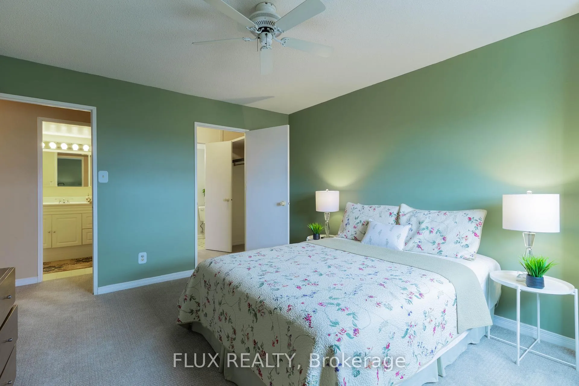 Photo 16 of Unit 1408, 225 Harvard Place, Waterloo — HOMEH