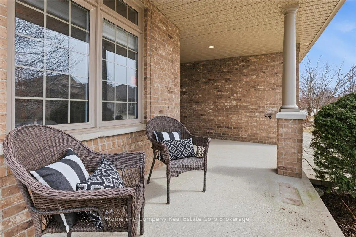 Photo 3 of 28 North Pointe Drive, Stratford — HOMEH