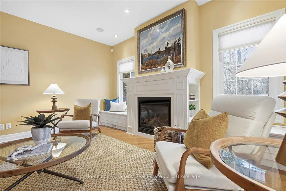 Photo 10 of 28 North Pointe Drive, Stratford — HOMEH