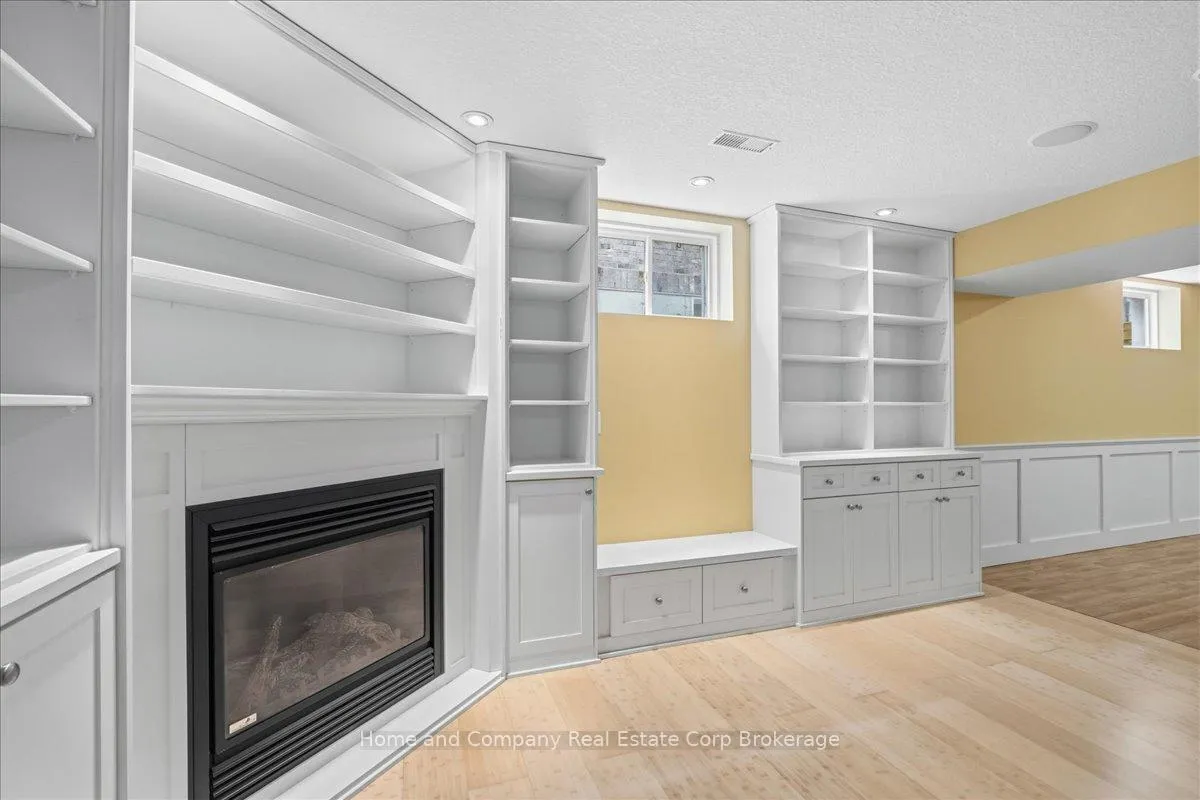 Photo 30 of 28 North Pointe Drive, Stratford — HOMEH