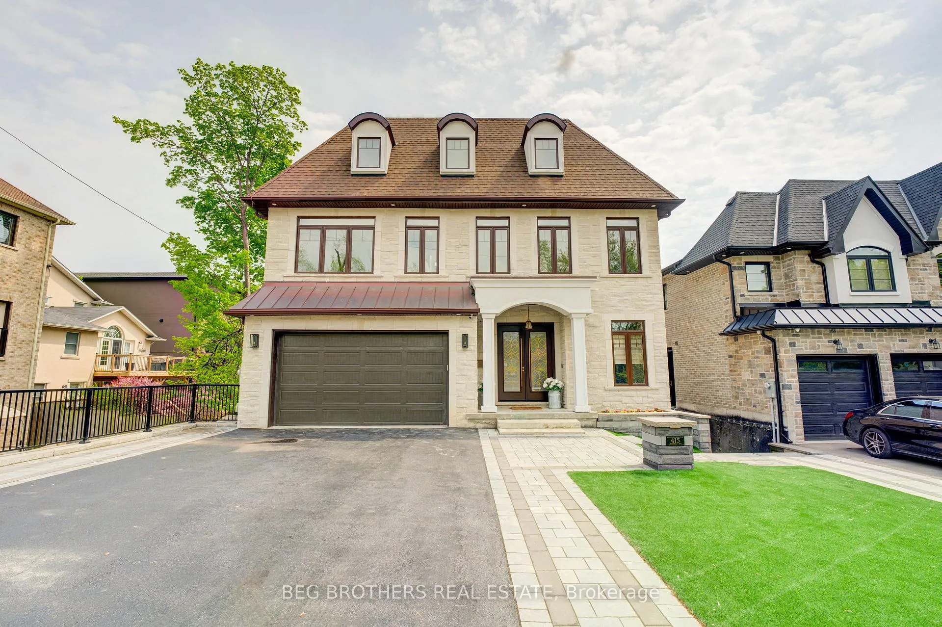 Photo 1 of 415 Sheppard Avenue, Pickering, Woodlands — HOMEH