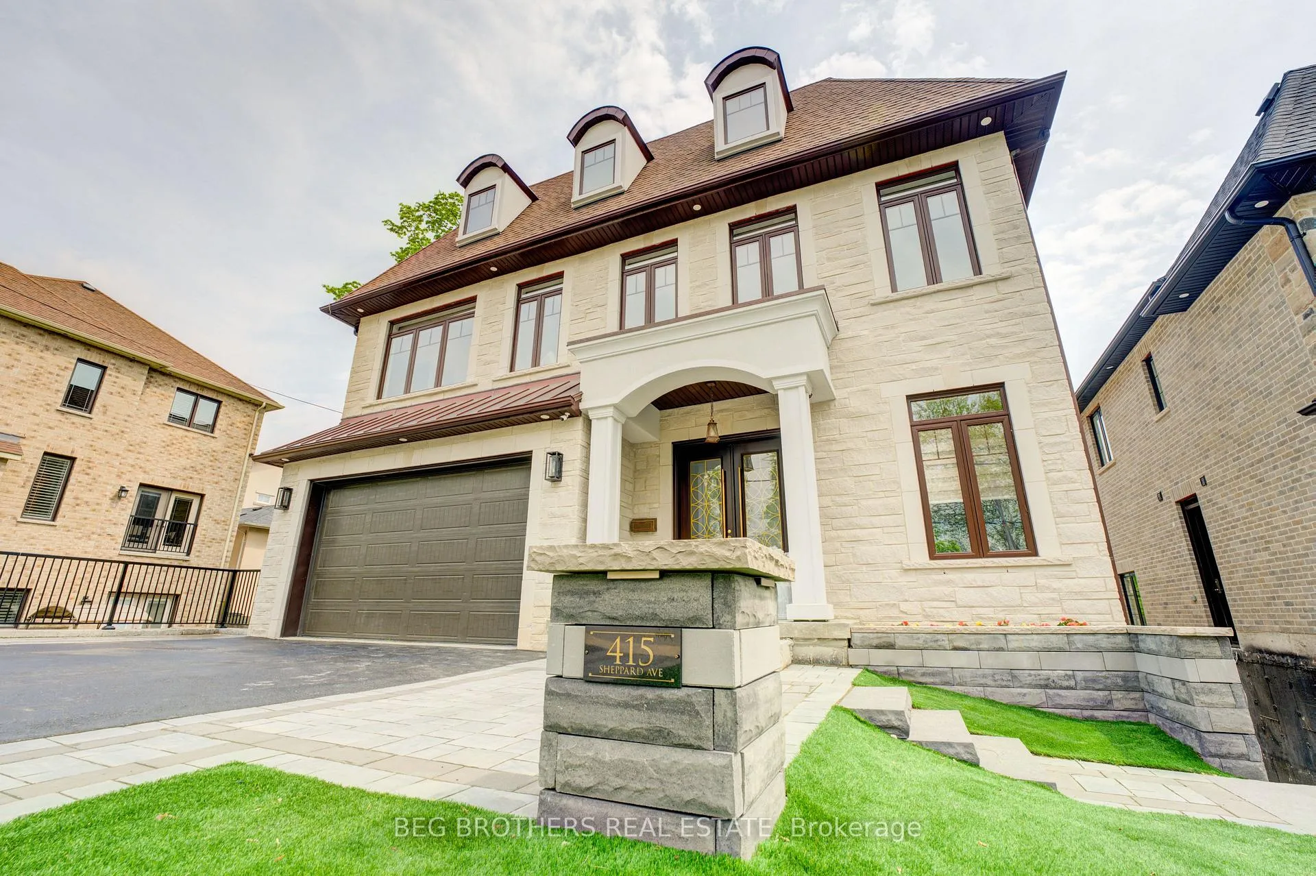 Photo 2 of 415 Sheppard Avenue, Pickering, Woodlands — HOMEH
