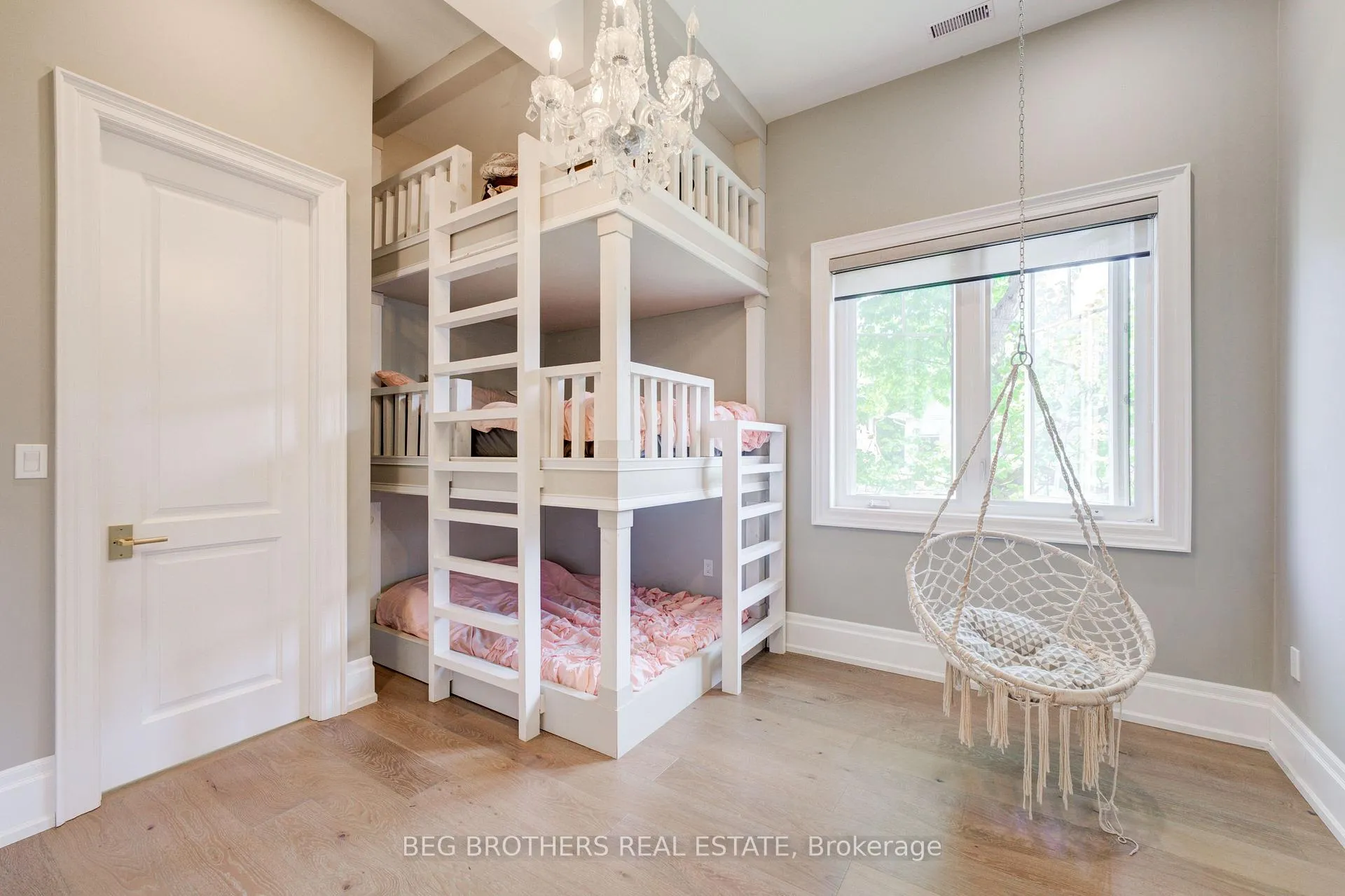 Photo 29 of 415 Sheppard Avenue, Pickering, Woodlands — HOMEH