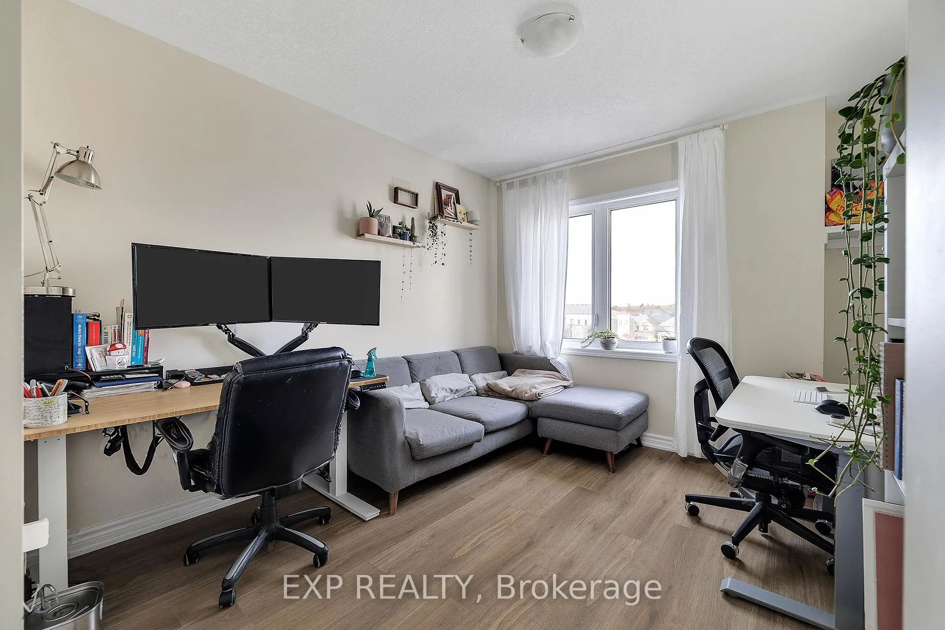 Photo 15 of 904 Apple Hill Lane, Kitchener — HOMEH
