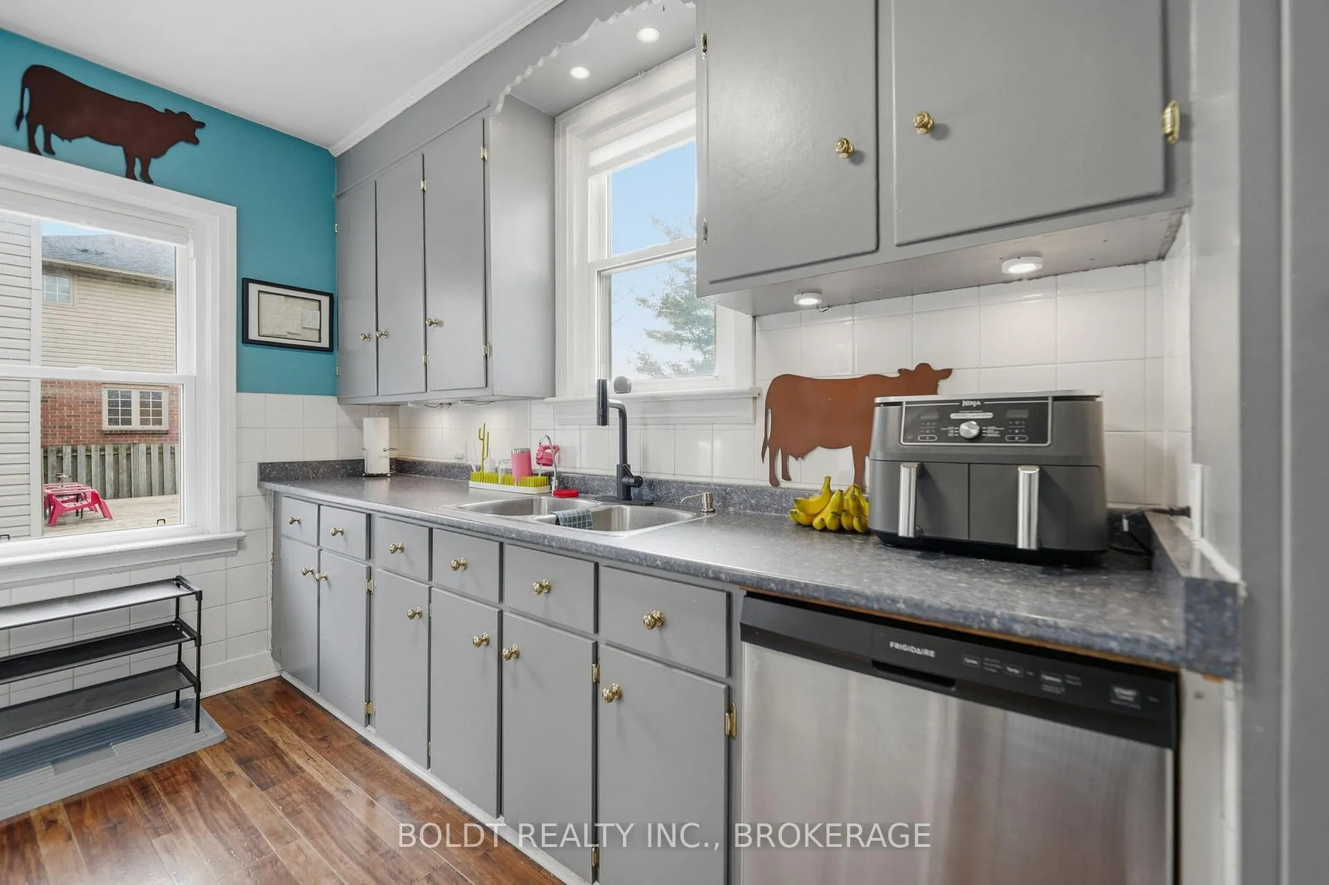 Photo 15 of 249 McAlpine Avenue S, Welland, Lincoln/Crowland — HOMEH