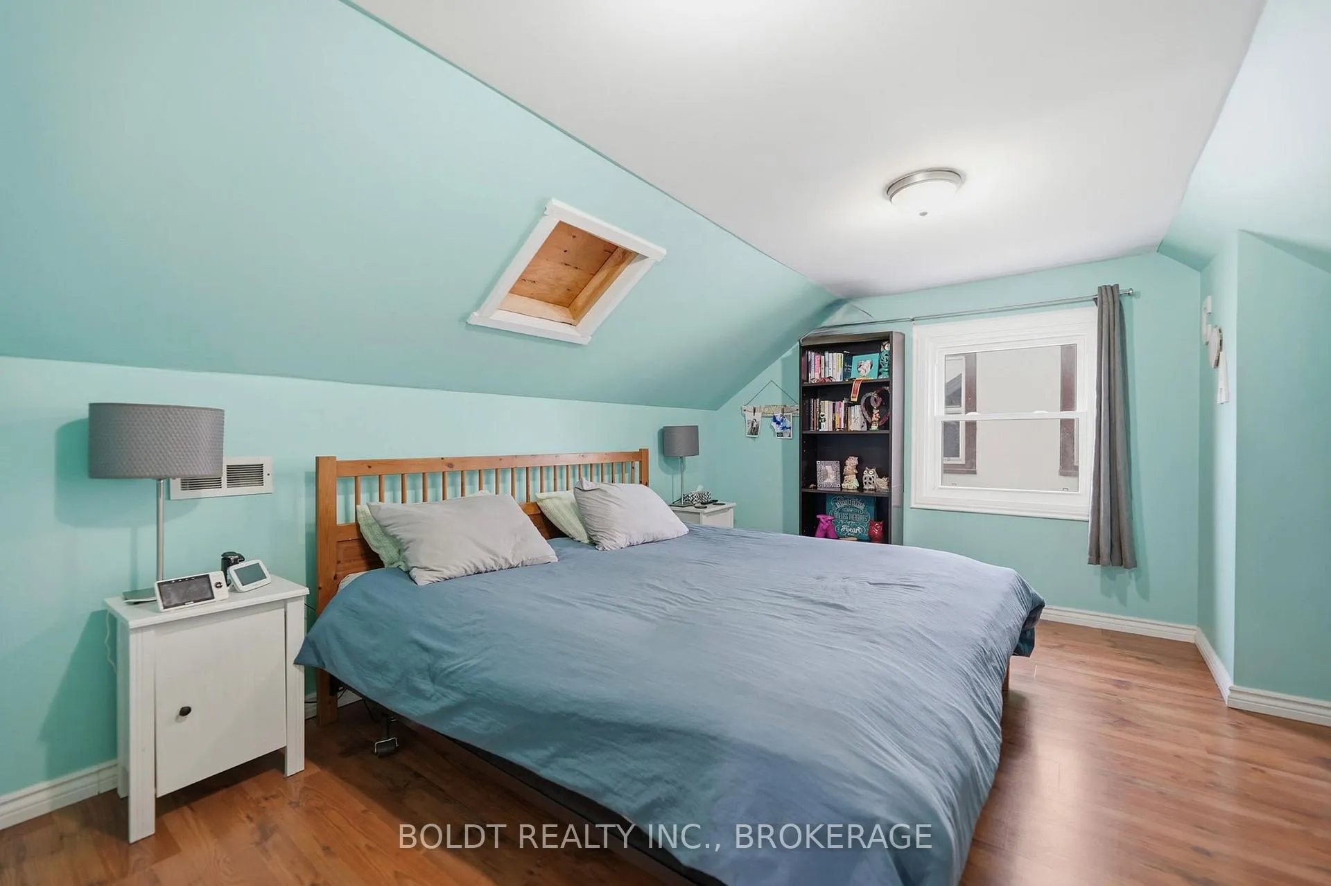 Photo 21 of 249 McAlpine Avenue S, Welland, Lincoln/Crowland — HOMEH