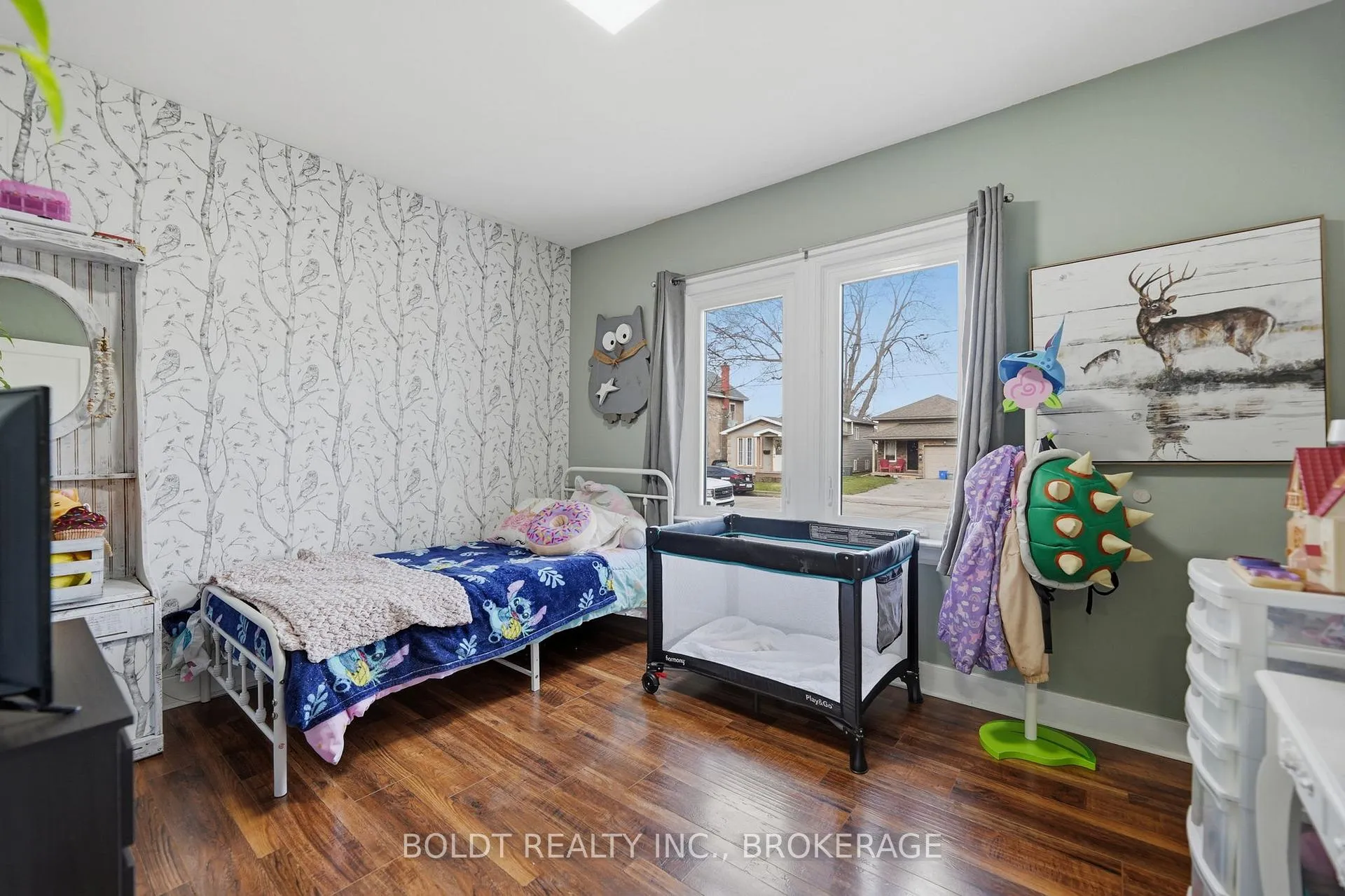Photo 24 of 249 McAlpine Avenue S, Welland, Lincoln/Crowland — HOMEH