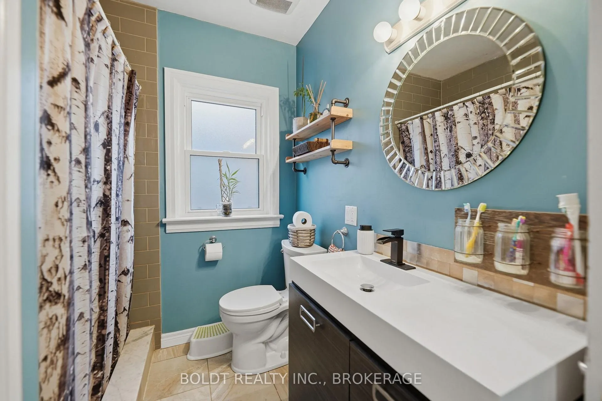 Photo 26 of 249 McAlpine Avenue S, Welland, Lincoln/Crowland — HOMEH