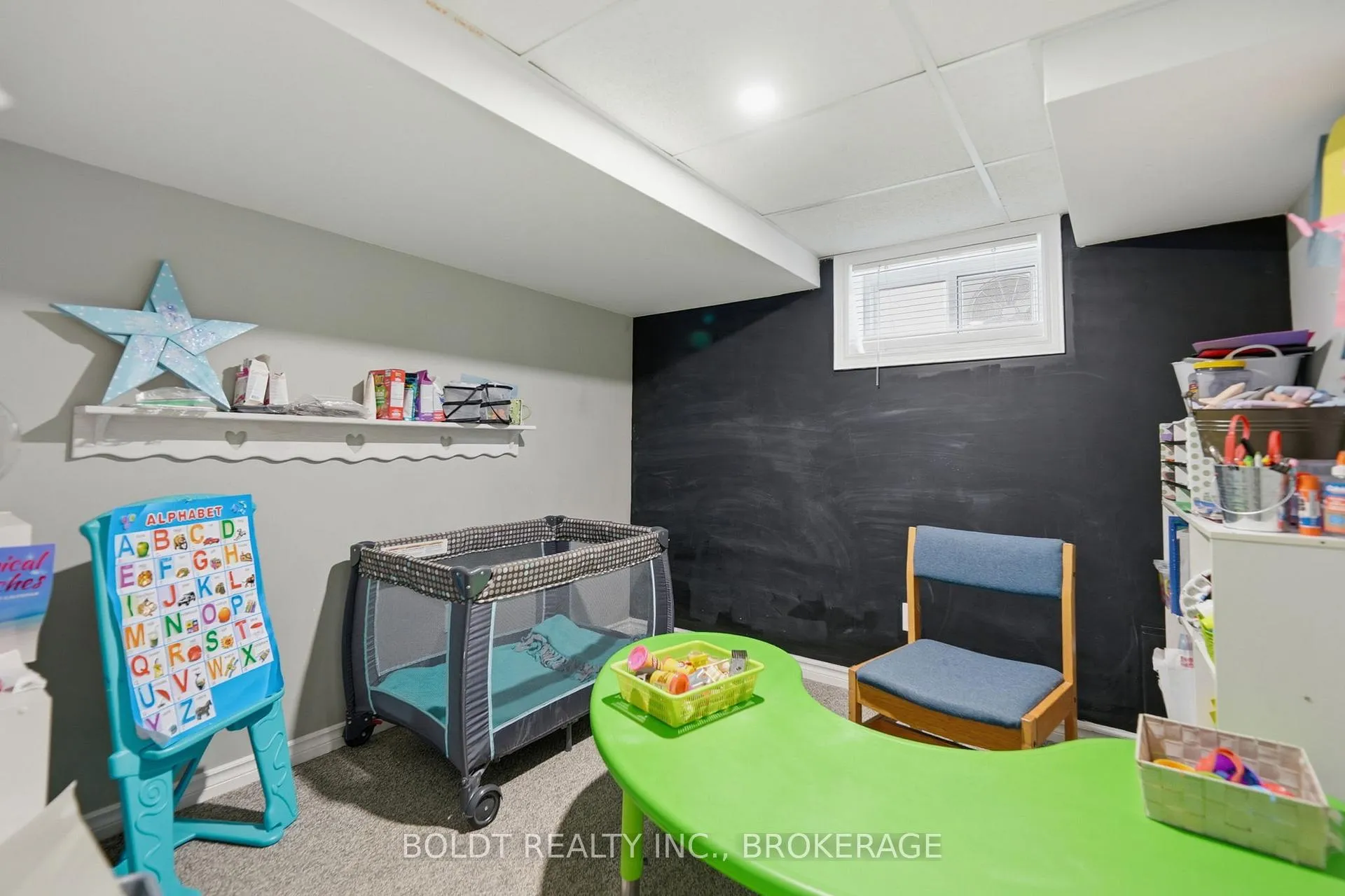 Photo 32 of 249 McAlpine Avenue S, Welland, Lincoln/Crowland — HOMEH