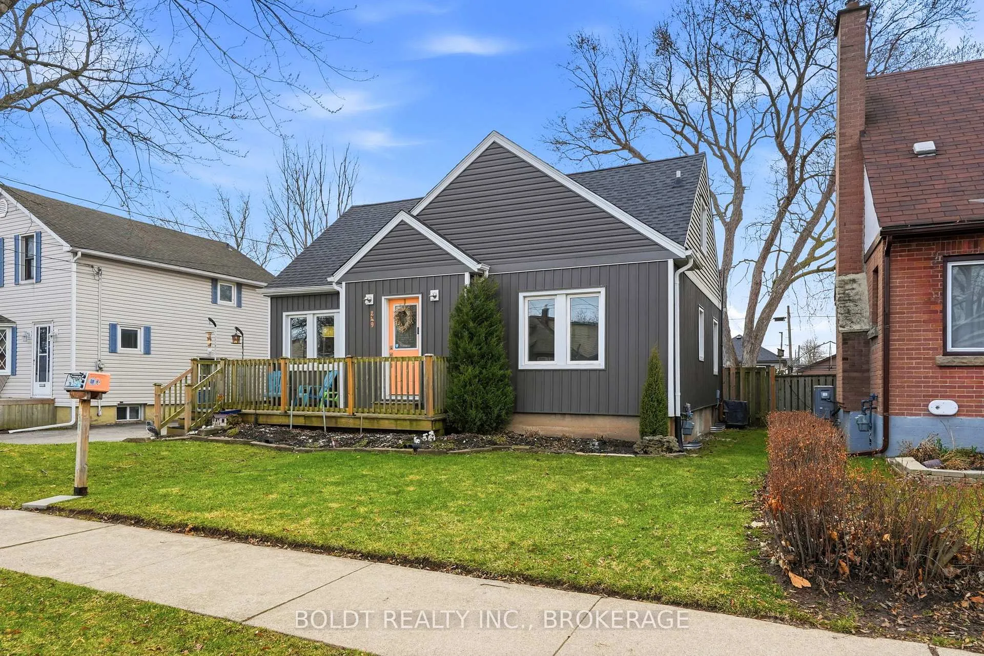 Photo 42 of 249 McAlpine Avenue S, Welland, Lincoln/Crowland — HOMEH