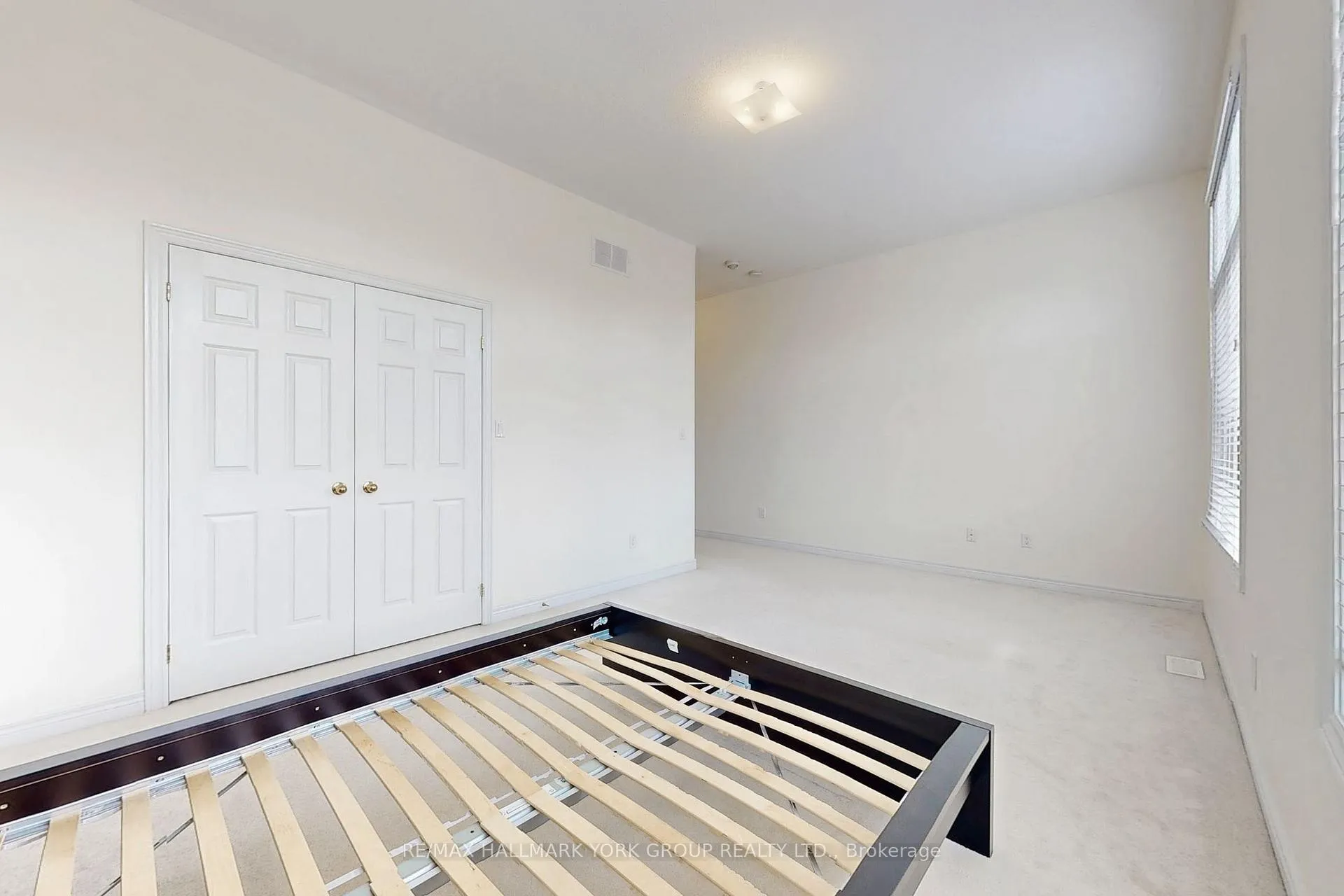 Photo 16 of 90 Braebrook Drive, Whitby, Rolling Acres — HOMEH