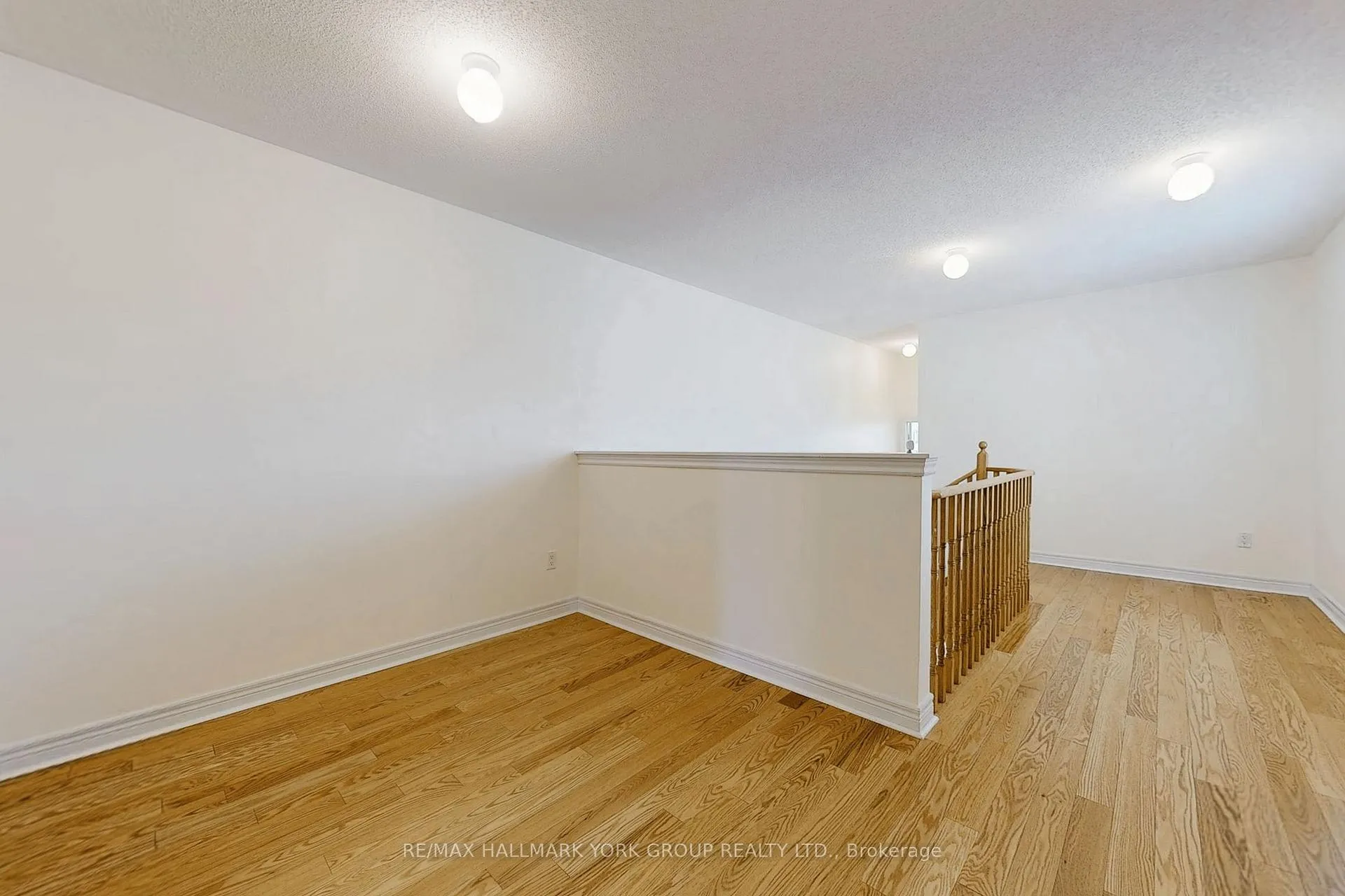 Photo 21 of 90 Braebrook Drive, Whitby, Rolling Acres — HOMEH