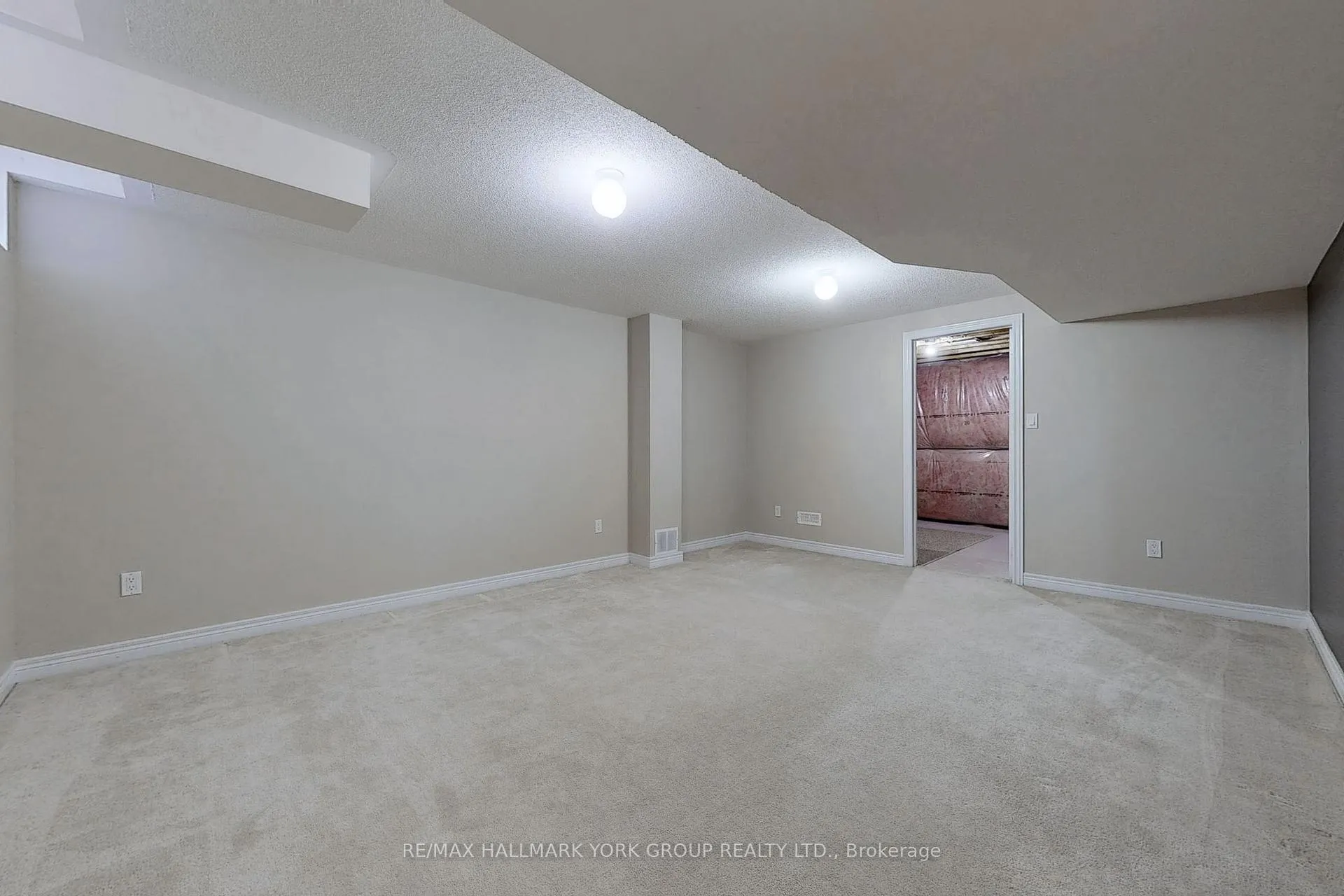 Photo 35 of 90 Braebrook Drive, Whitby, Rolling Acres — HOMEH