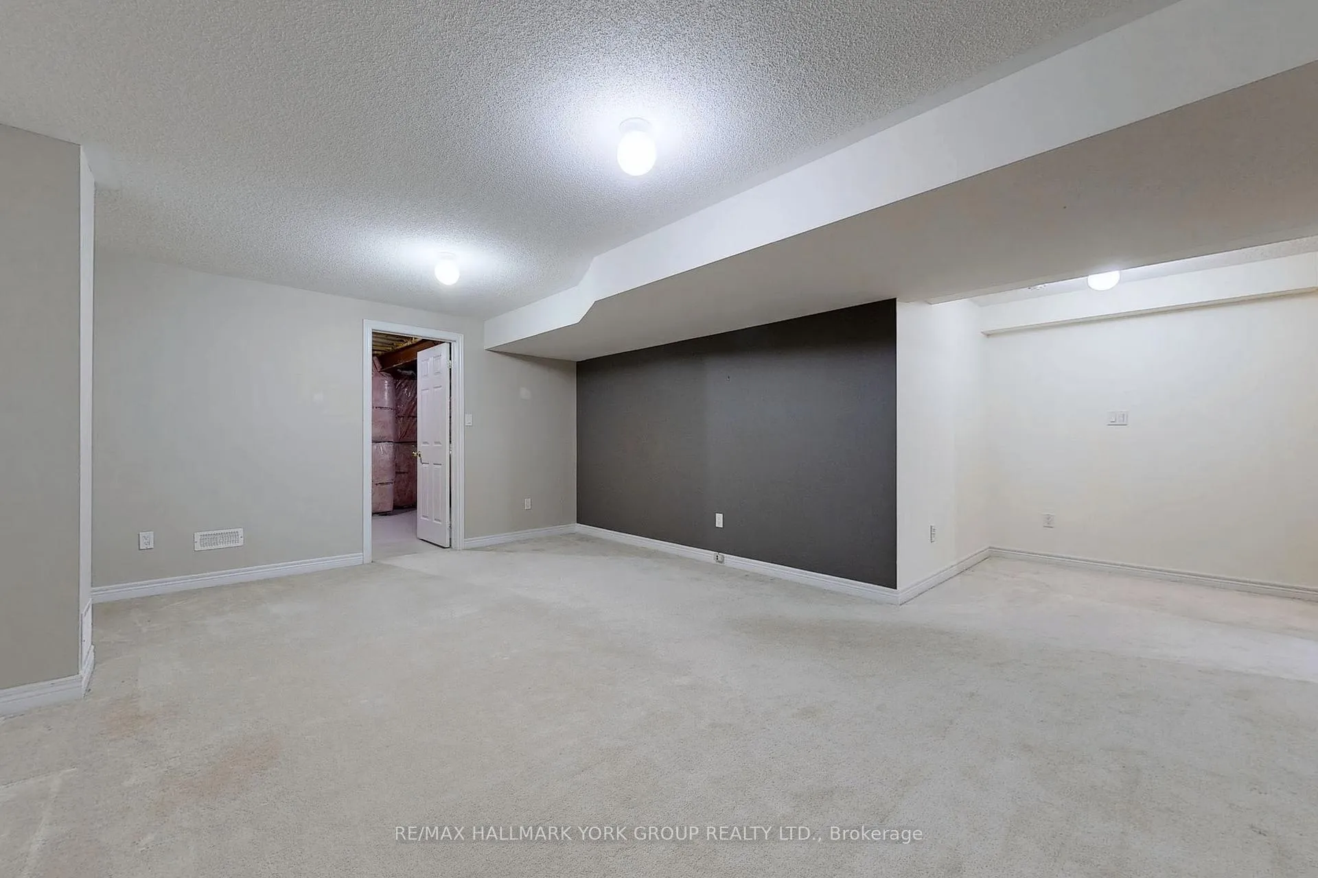 Photo 36 of 90 Braebrook Drive, Whitby, Rolling Acres — HOMEH