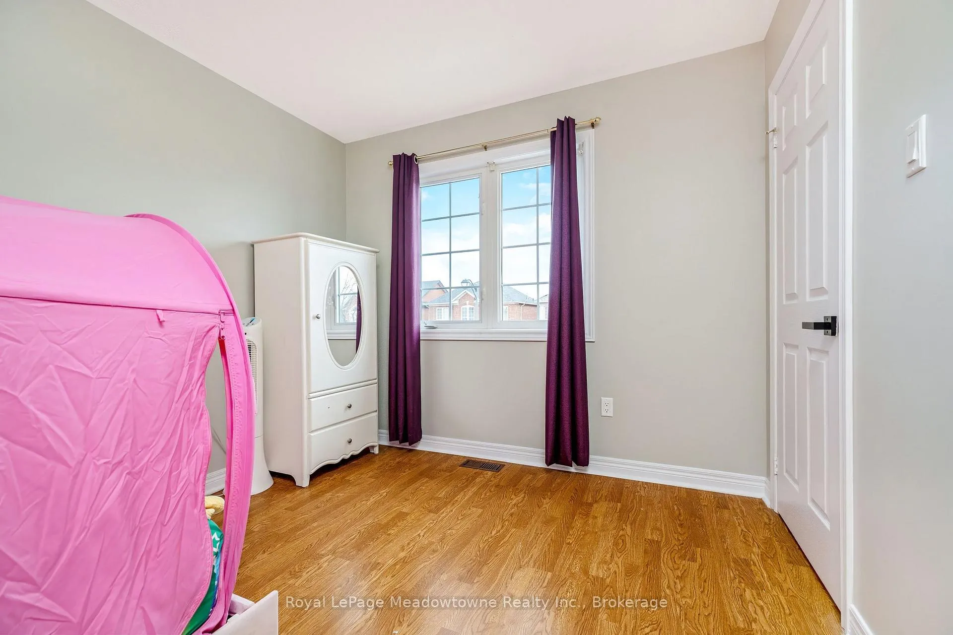 Photo 30 of 1075 Sprucedale Lane, Milton, Dempsey — HOMEH