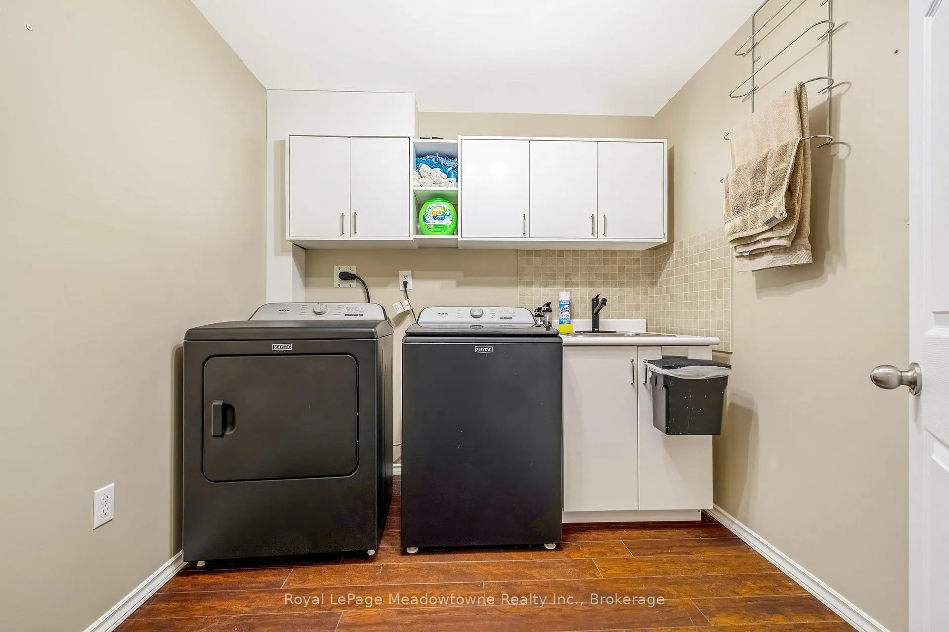 Photo 35 of 1075 Sprucedale Lane, Milton, Dempsey — HOMEH