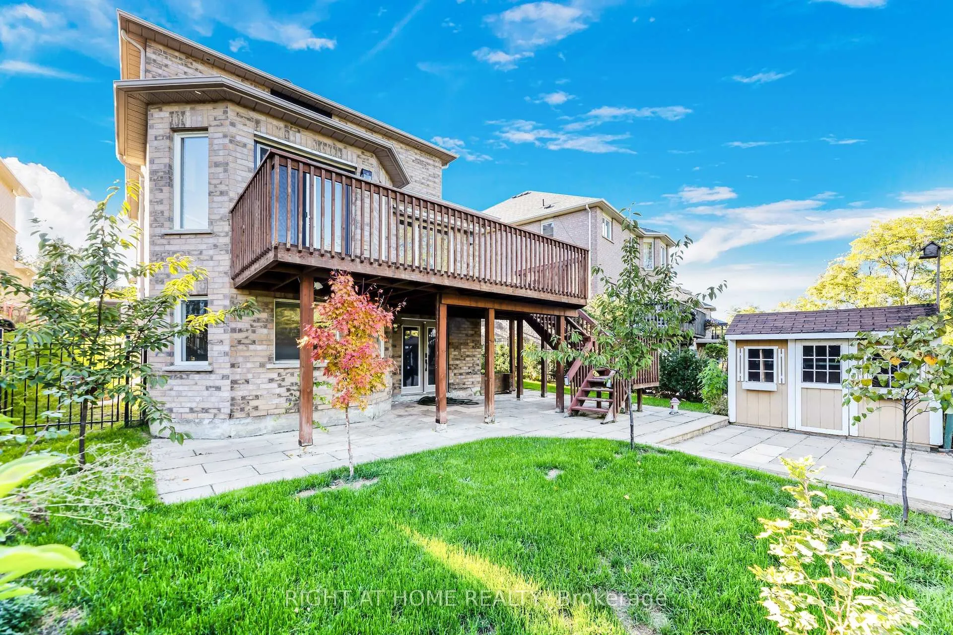 Photo 3 of 57 Calera Crescent, Vaughan, Sonoma Heights — HOMEH