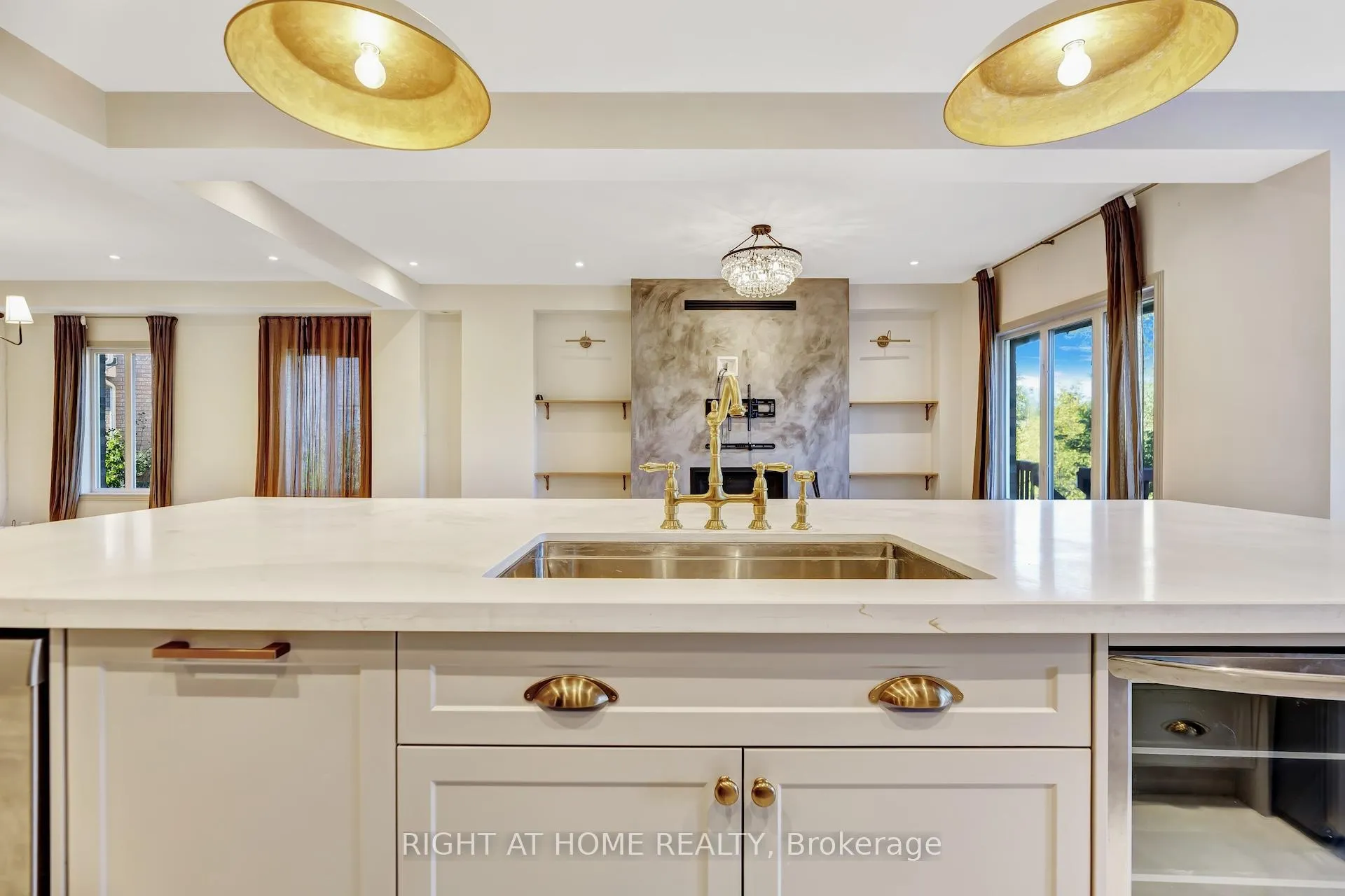 Photo 14 of 57 Calera Crescent, Vaughan, Sonoma Heights — HOMEH