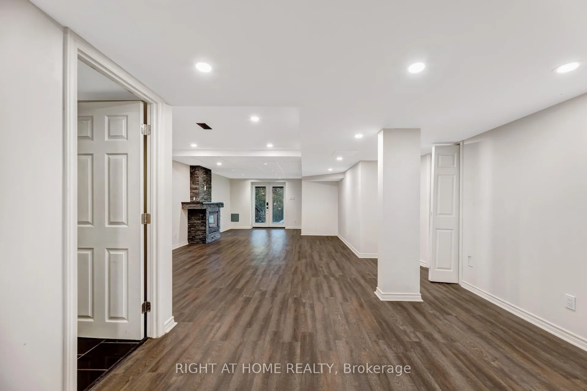 Photo 23 of 57 Calera Crescent, Vaughan, Sonoma Heights — HOMEH
