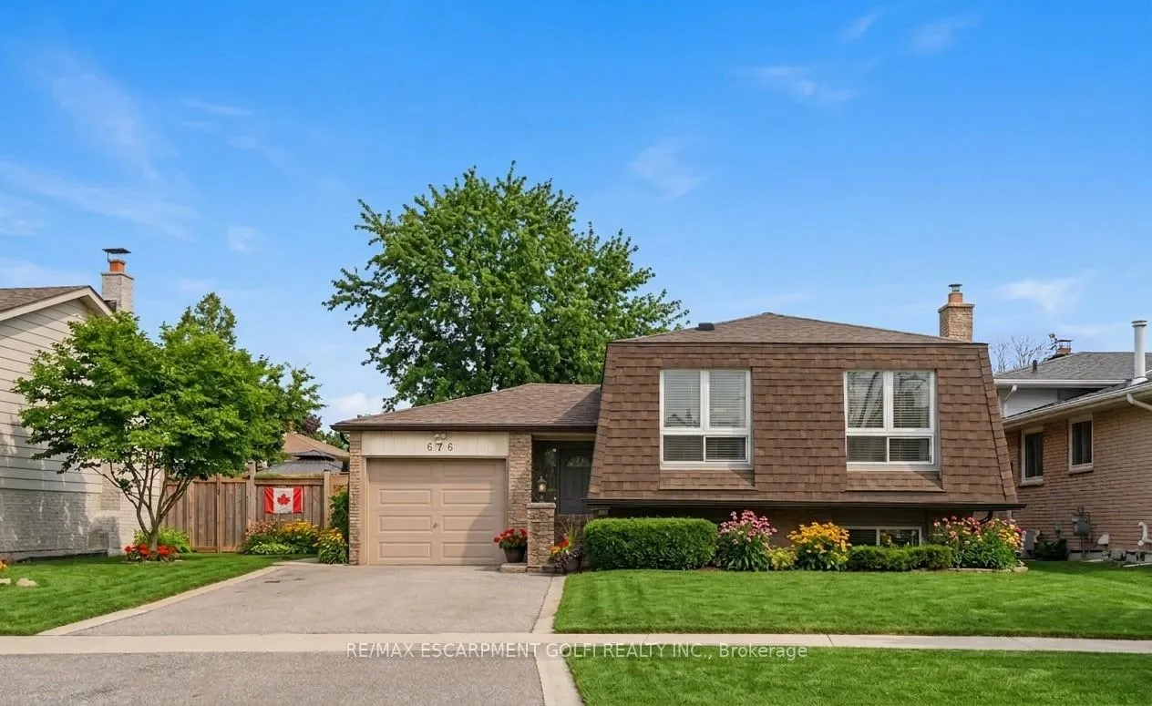 Photo 1 of 676 Woodview Road, Burlington, Roseland — HOMEH