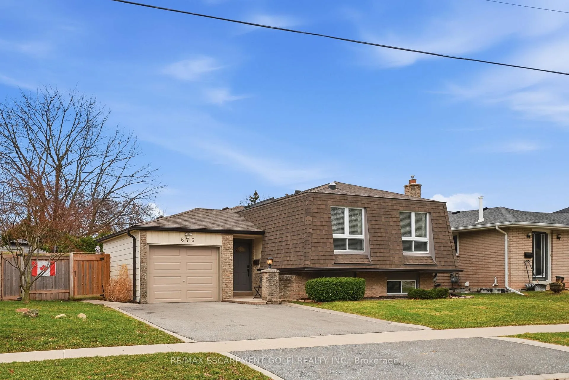 Photo 32 of 676 Woodview Road, Burlington, Roseland — HOMEH
