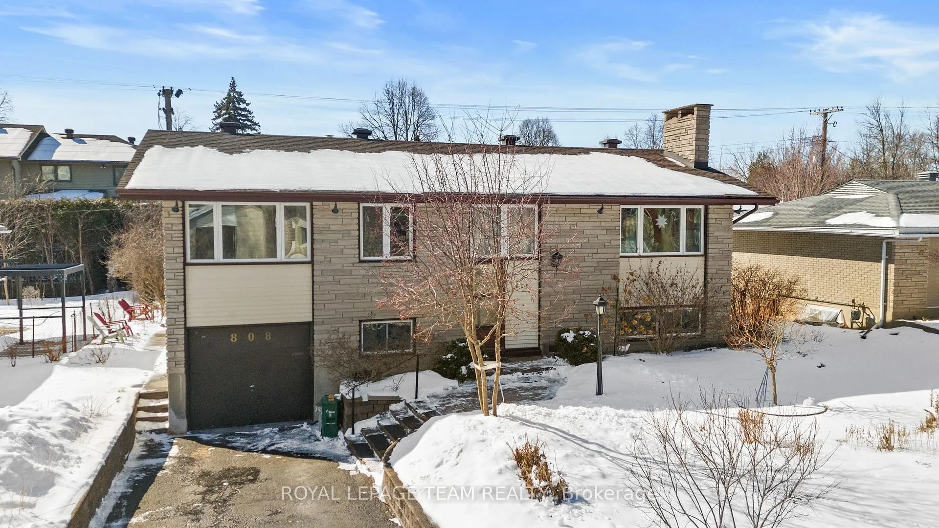 Photo 3 of 808 Nicholson Avenue, Ottawa, Mooneys Bay/Riverside Park — HOMEH